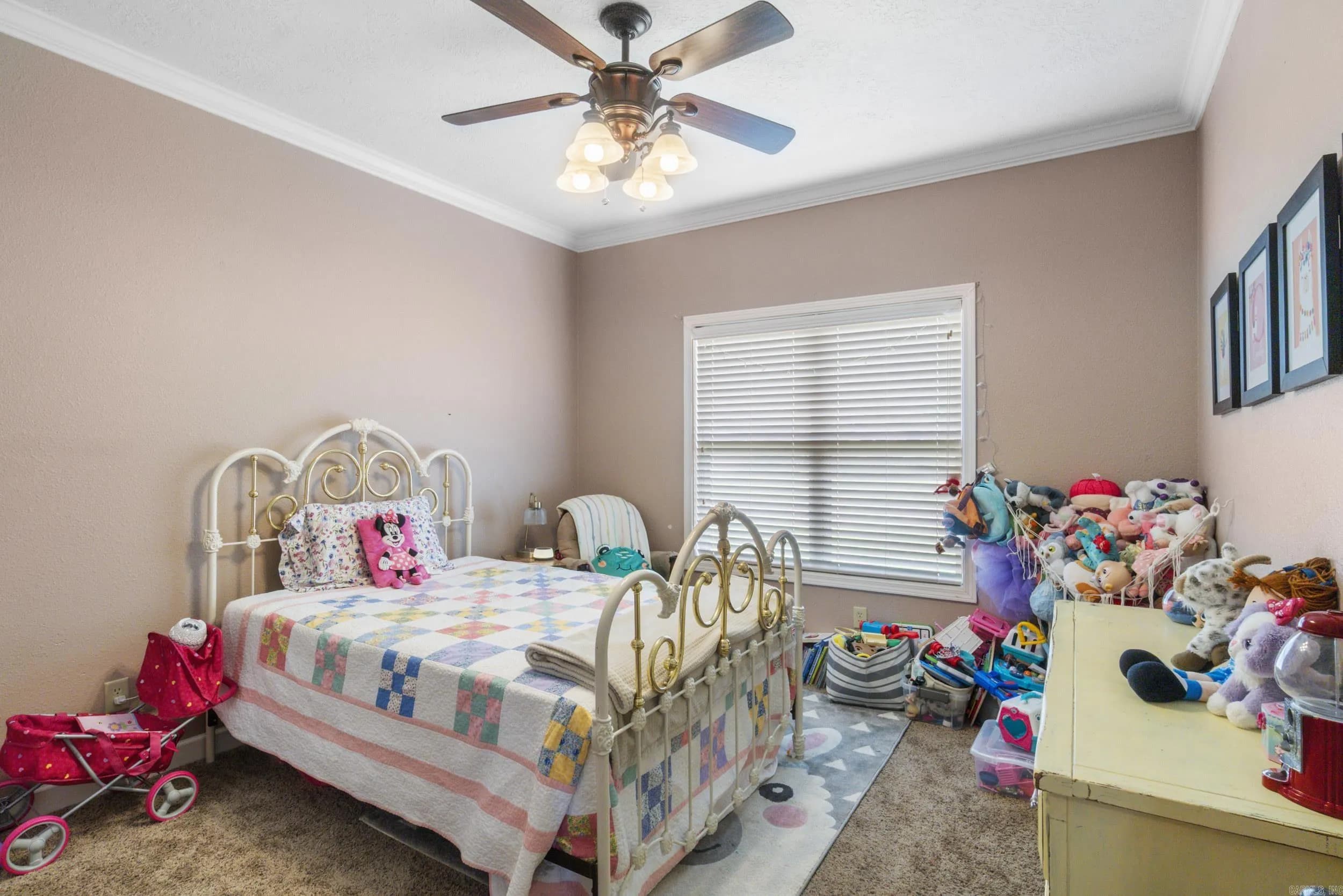 Property at 1829  Cindy - Image 25