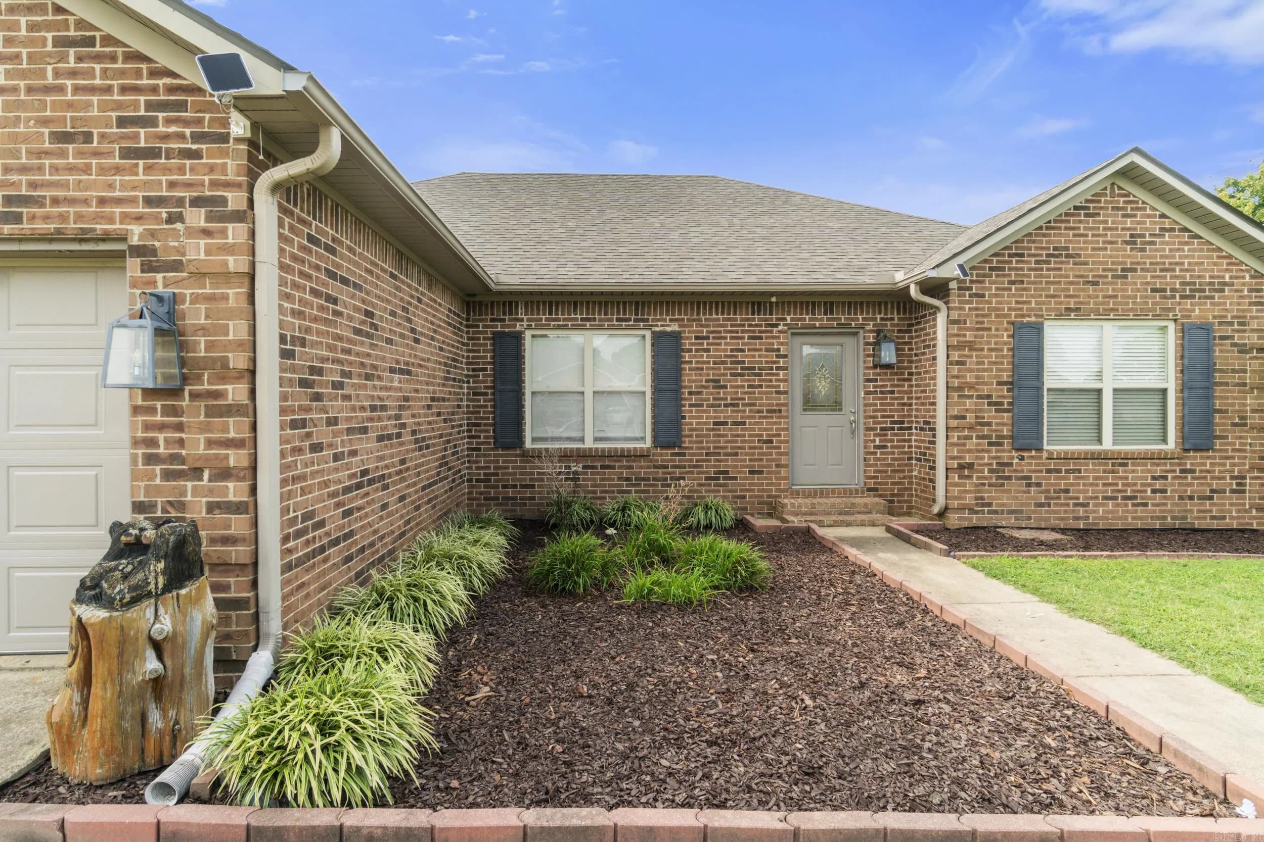Property at 1829  Cindy - Image 3