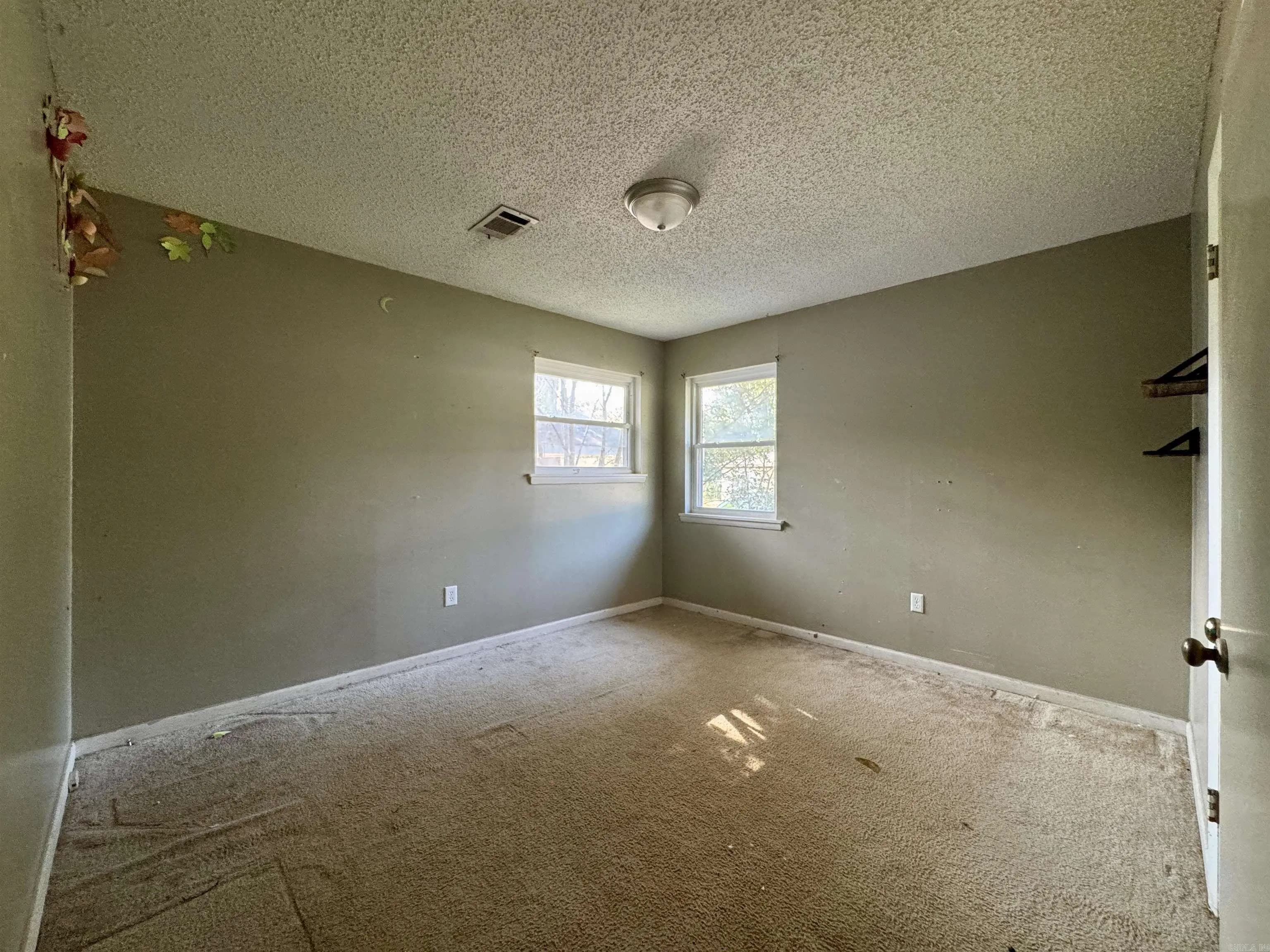 Property at 201  Hillwood - Image 17