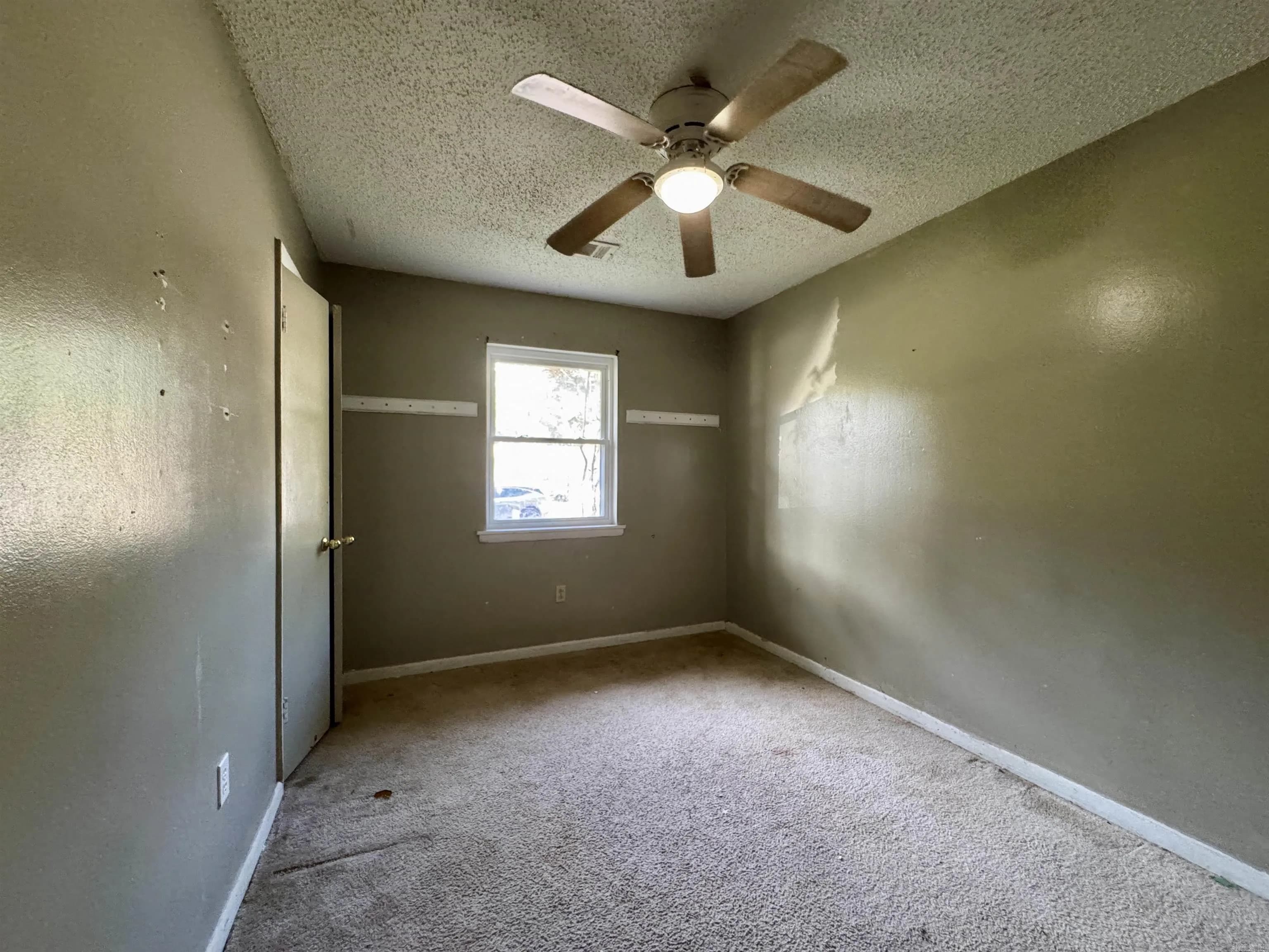 Property at 201  Hillwood - Image 12