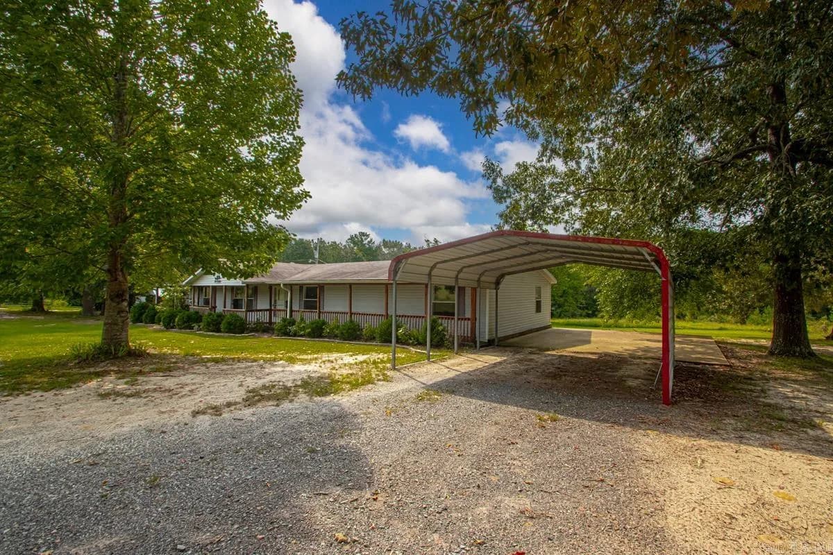 Property at 1629  Glen rose - Image 31