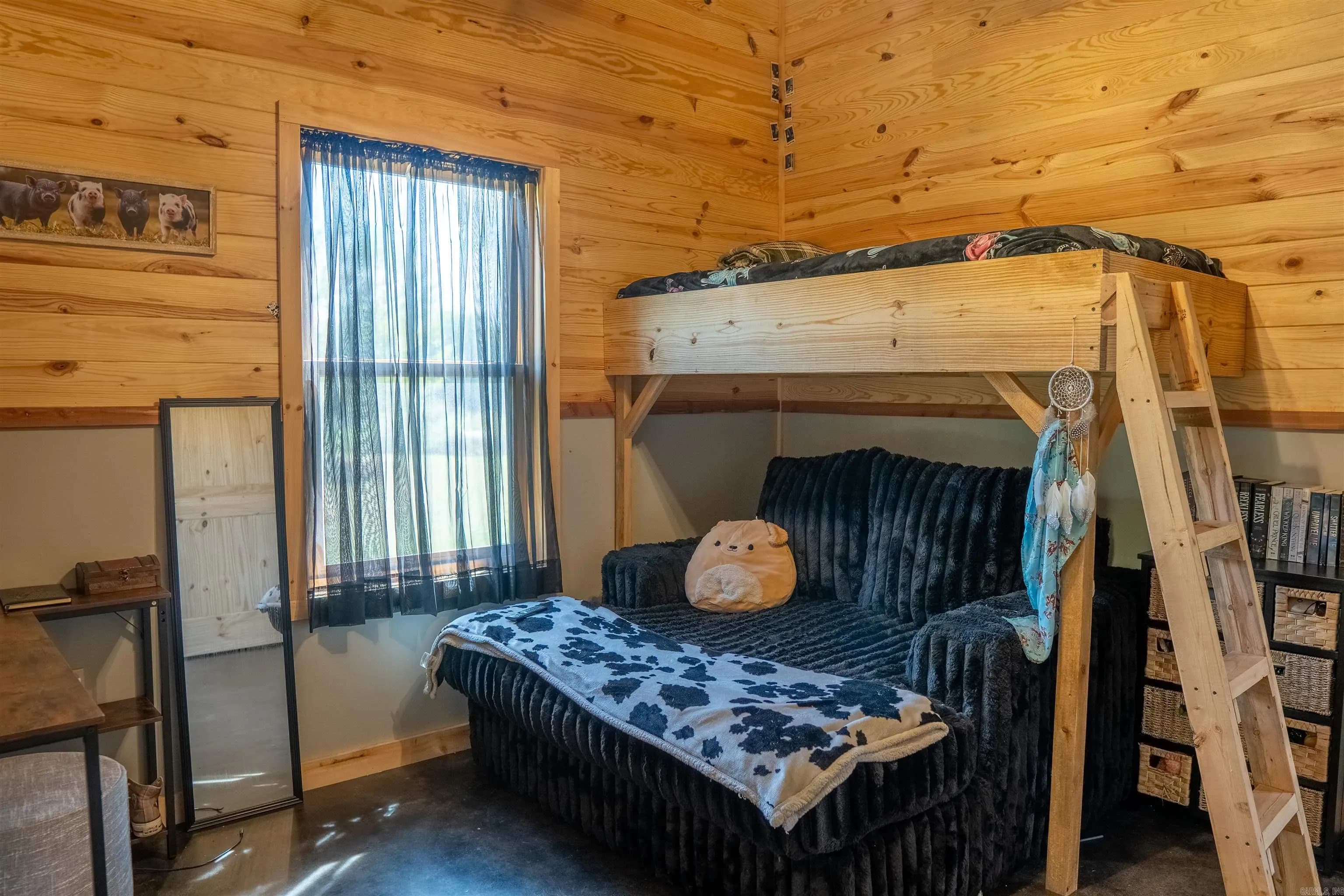 Property at 1269  Blackland - Image 25