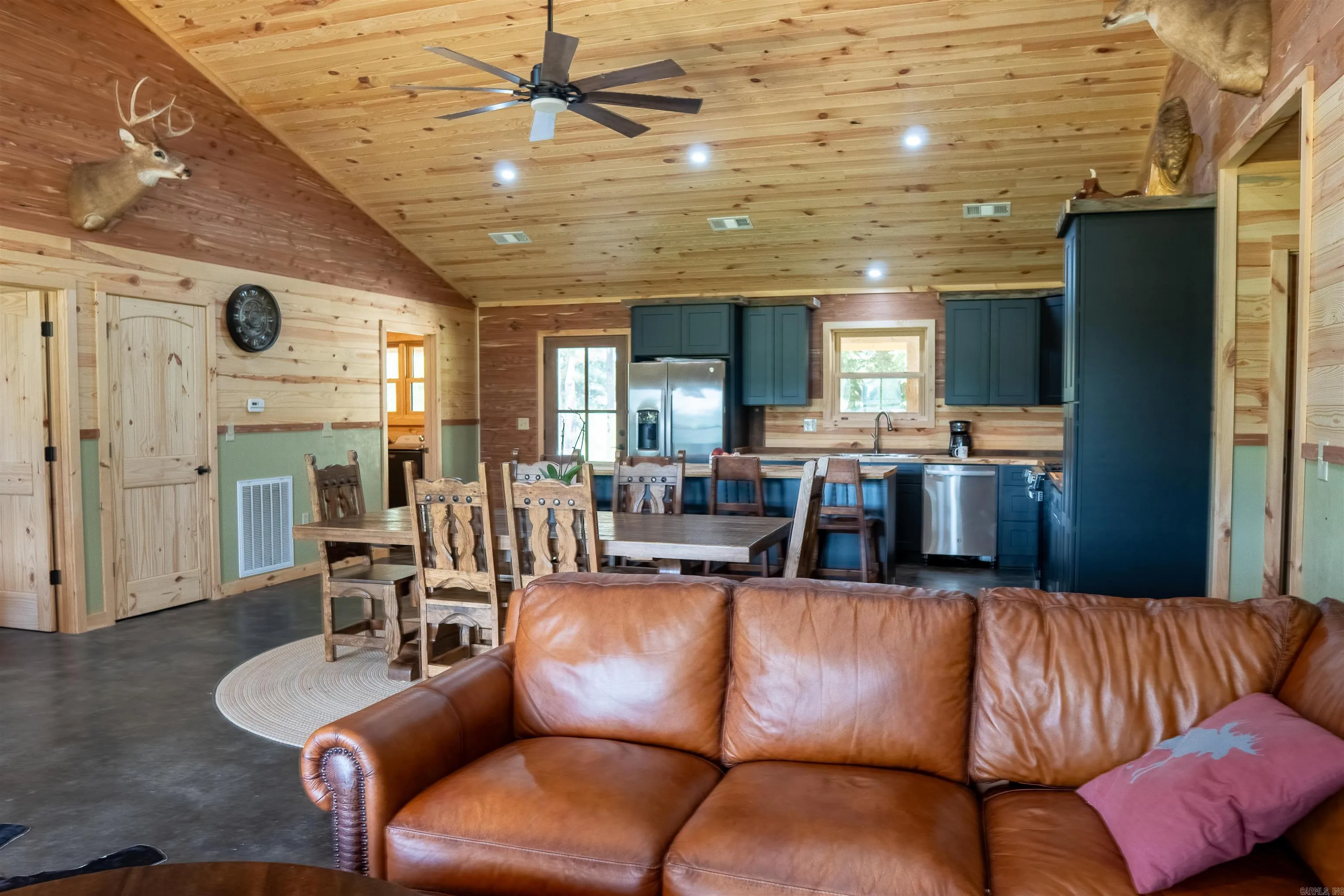 Property at 1269  Blackland - Image 17