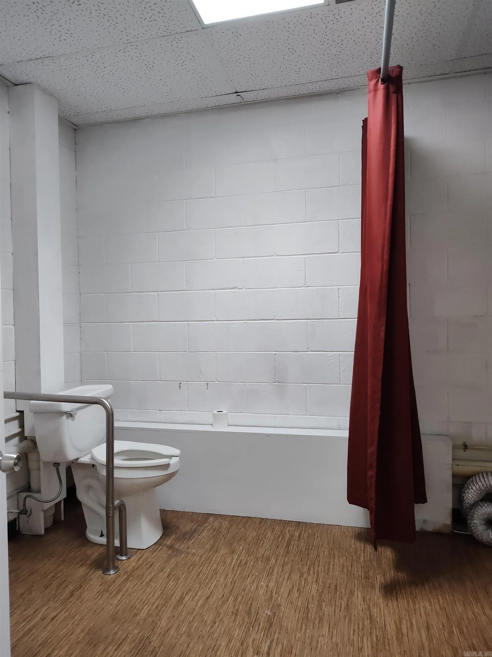 Property at 1407 N West  1409 N. West Ave - Image 30