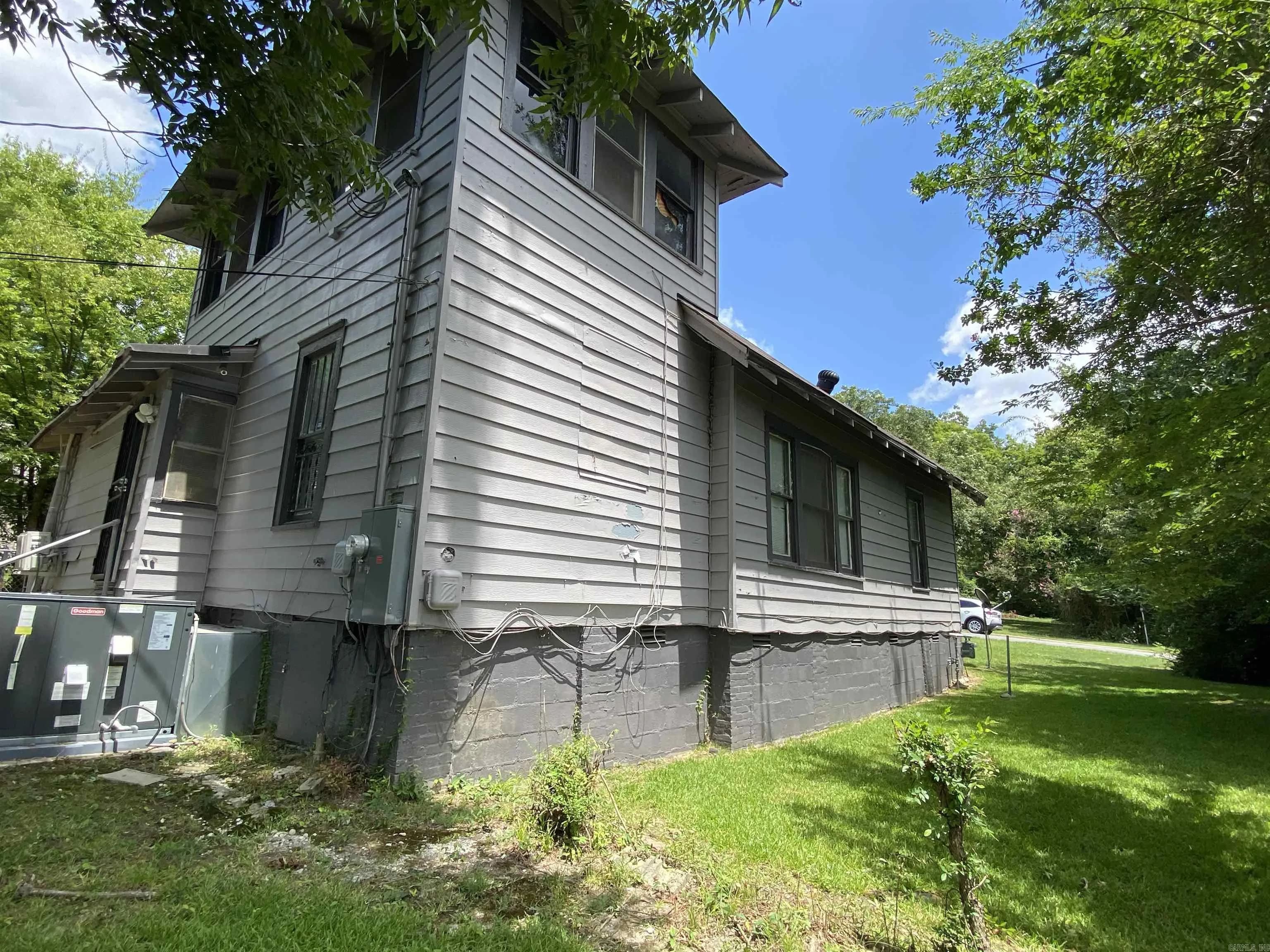 Property at 3010 S Izard - Image 28