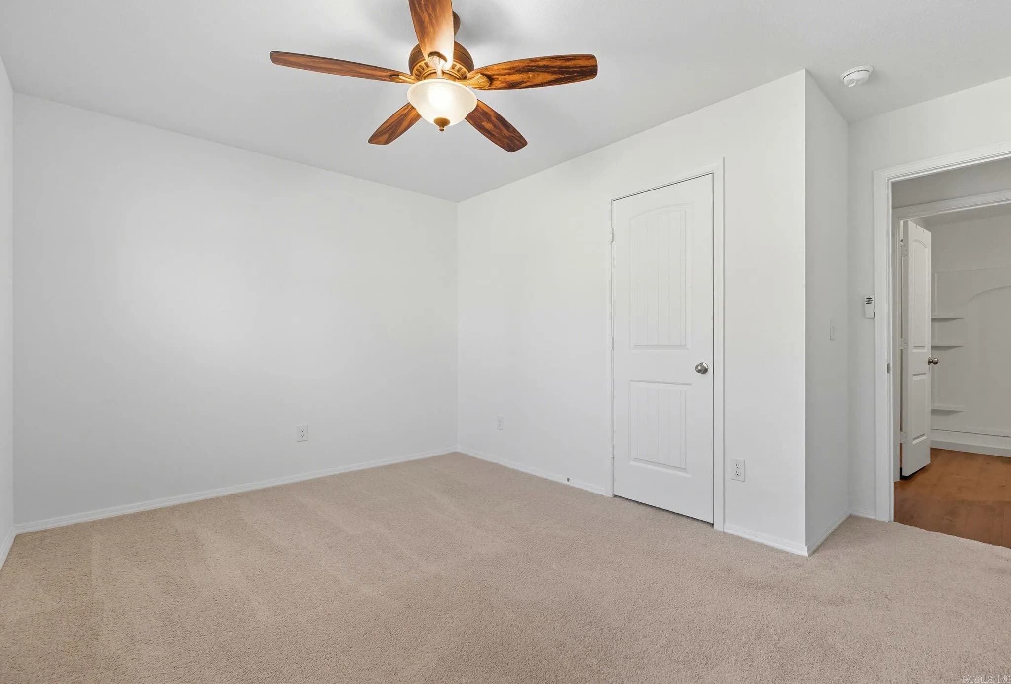 Property at 14  Erwin dr - Image 7
