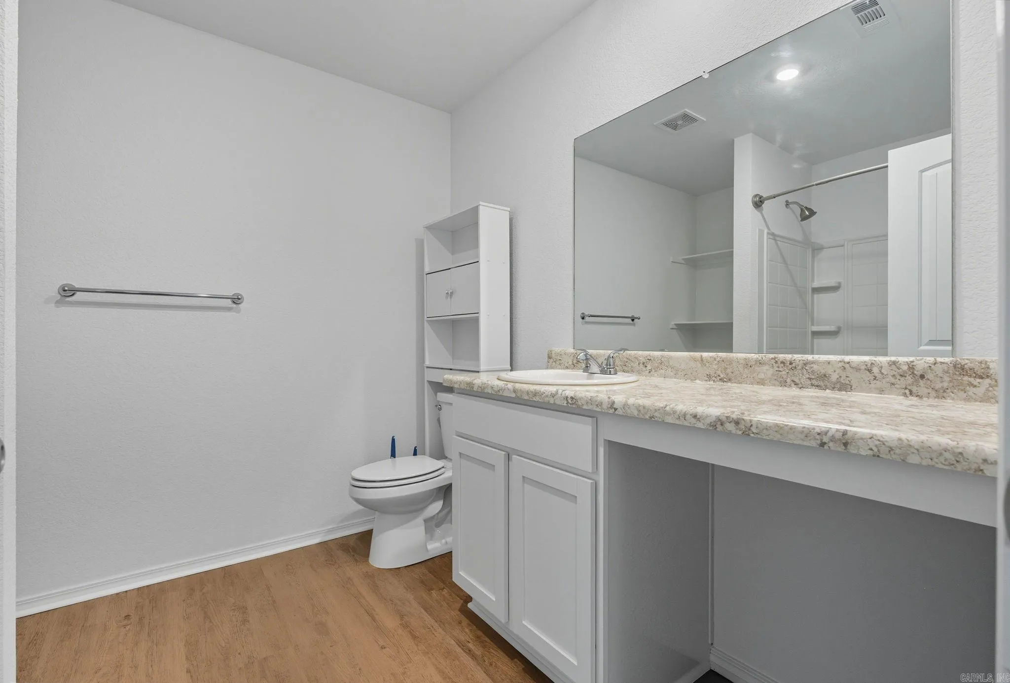 Property at 14  Erwin dr - Image 15