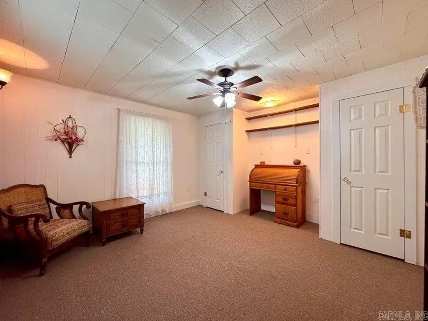 Property at 325  Broadwater - Image 13