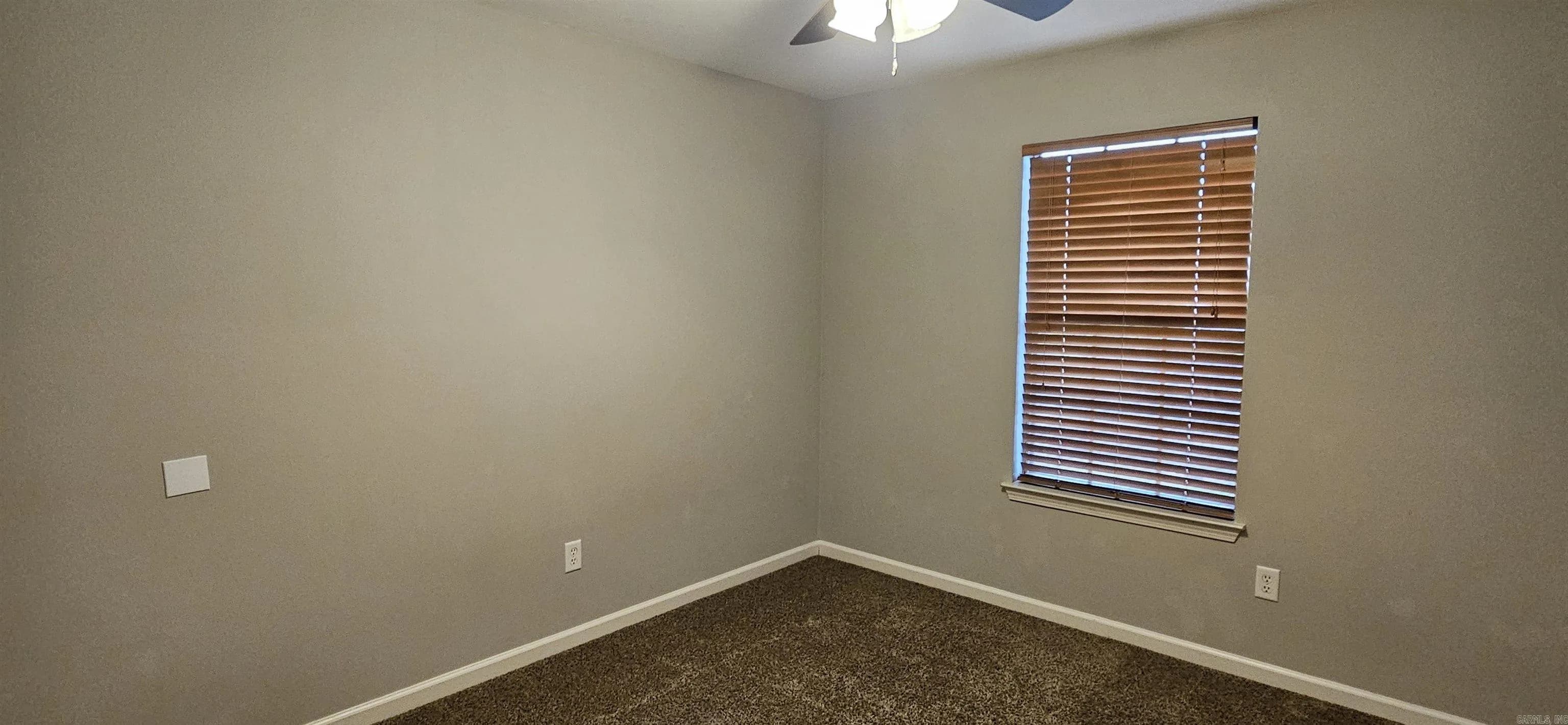 Property at 15355  Oak glen - Image 12