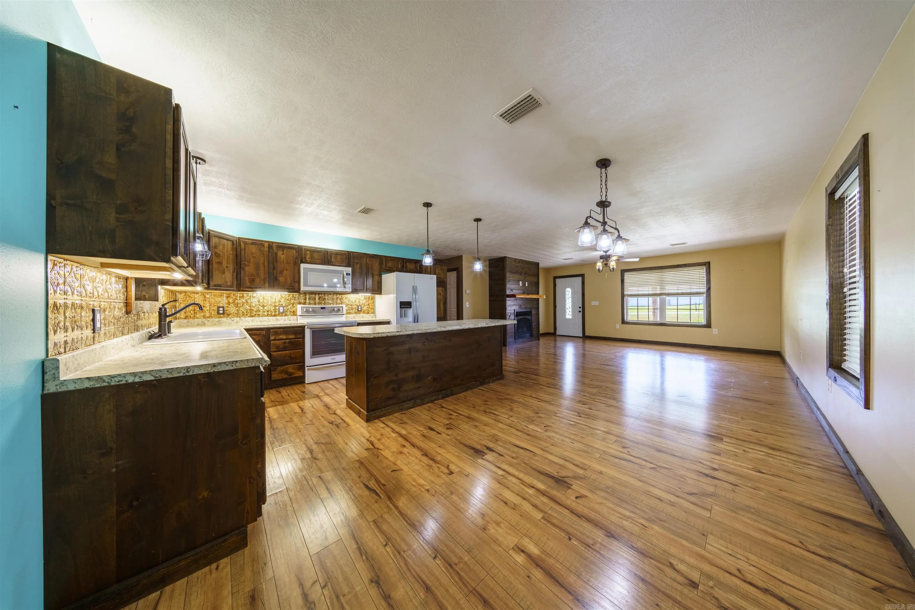 Property at 95  Songbird rd - Image 8