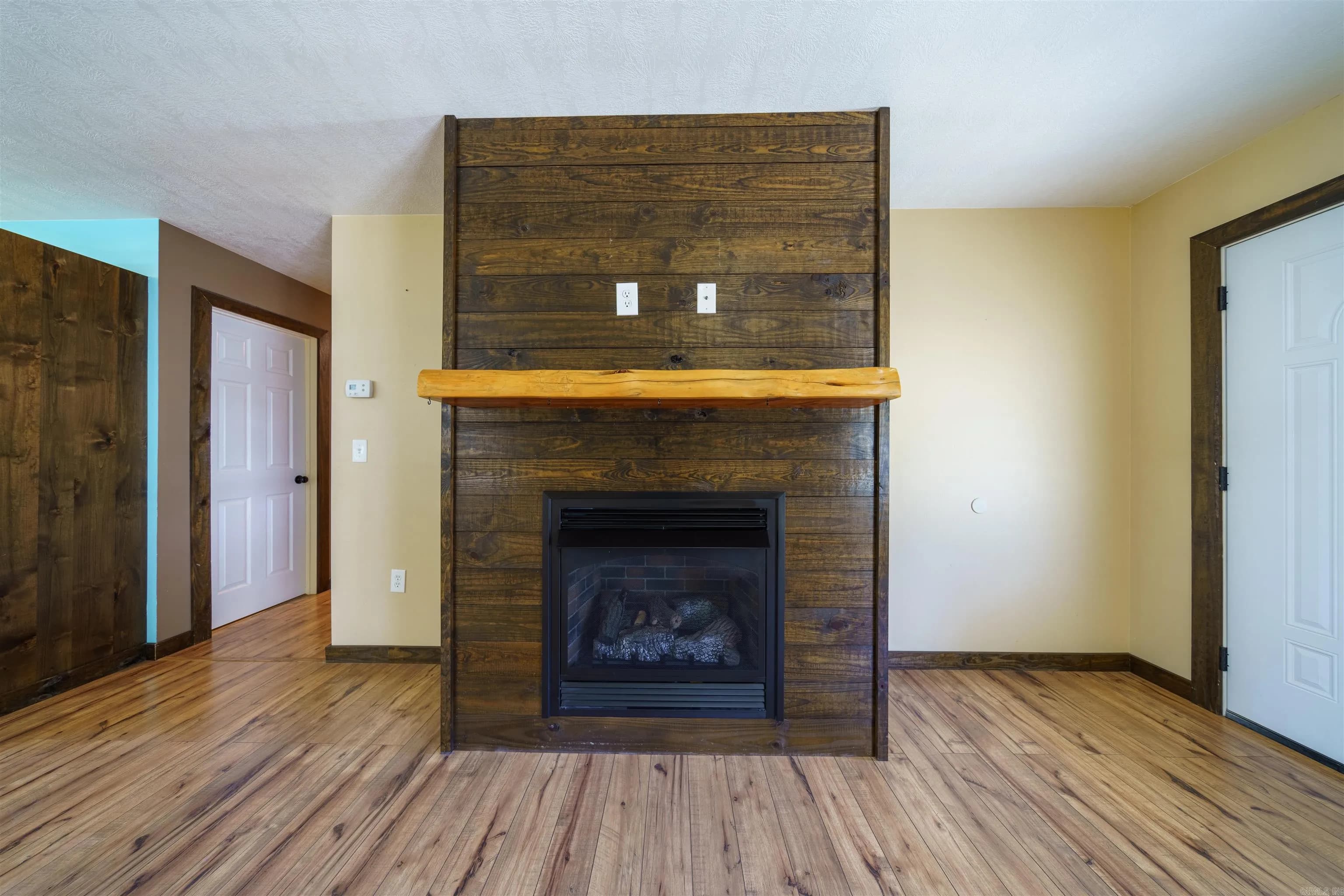 Property at 95  Songbird rd - Image 5