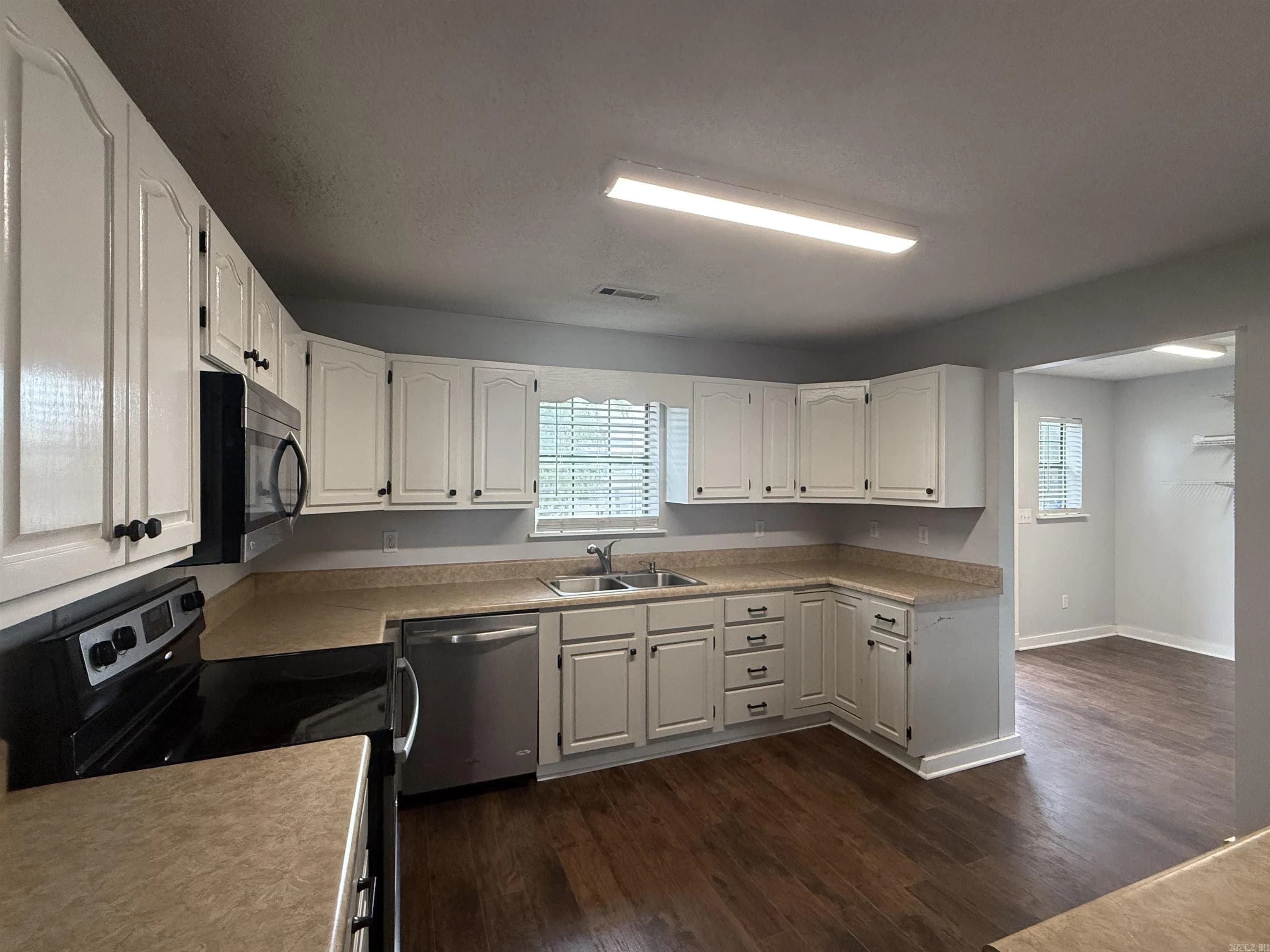 Property at 2572  County road 837 - Image 8