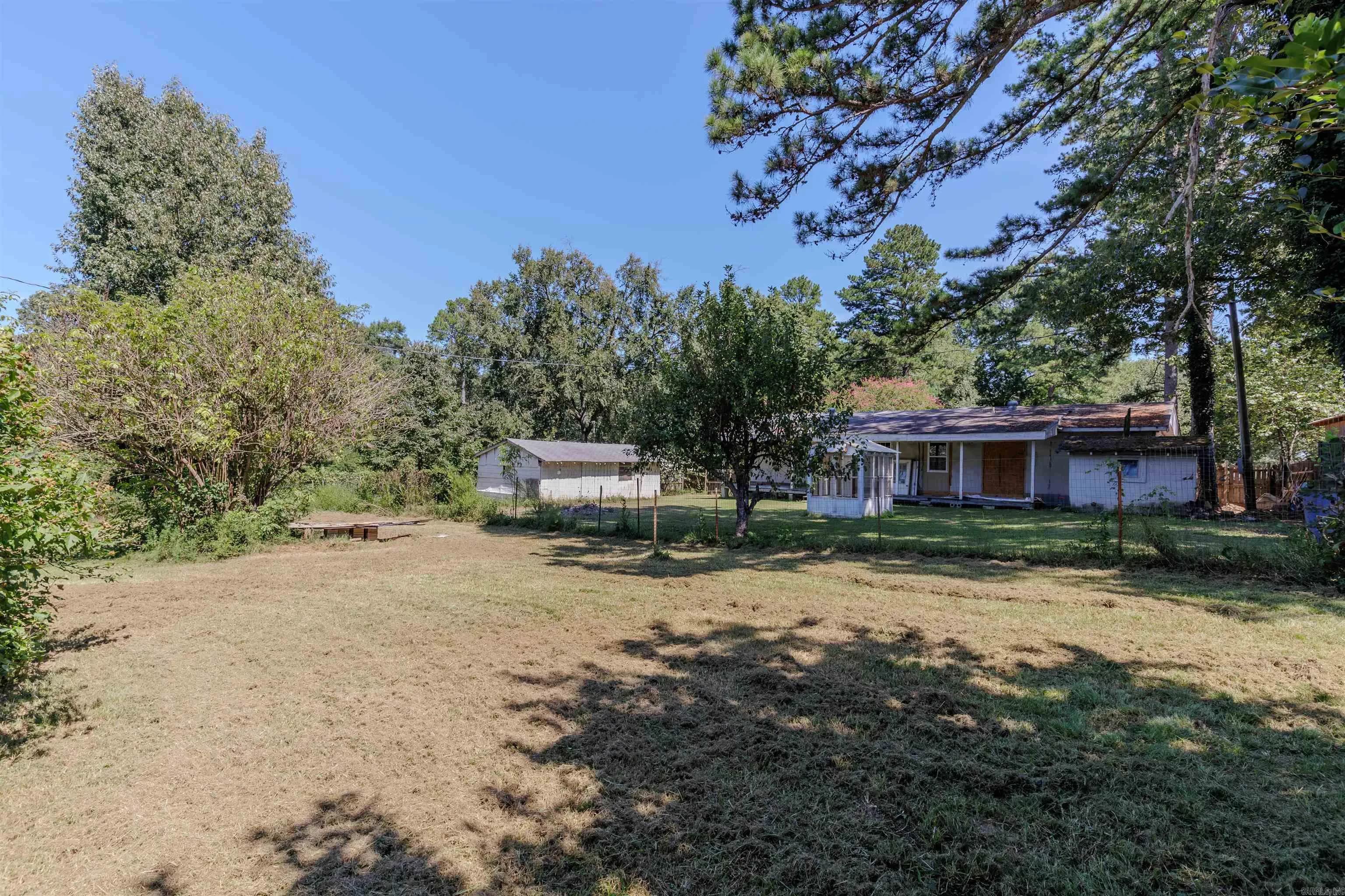 Property at 48  Bass - Image 37