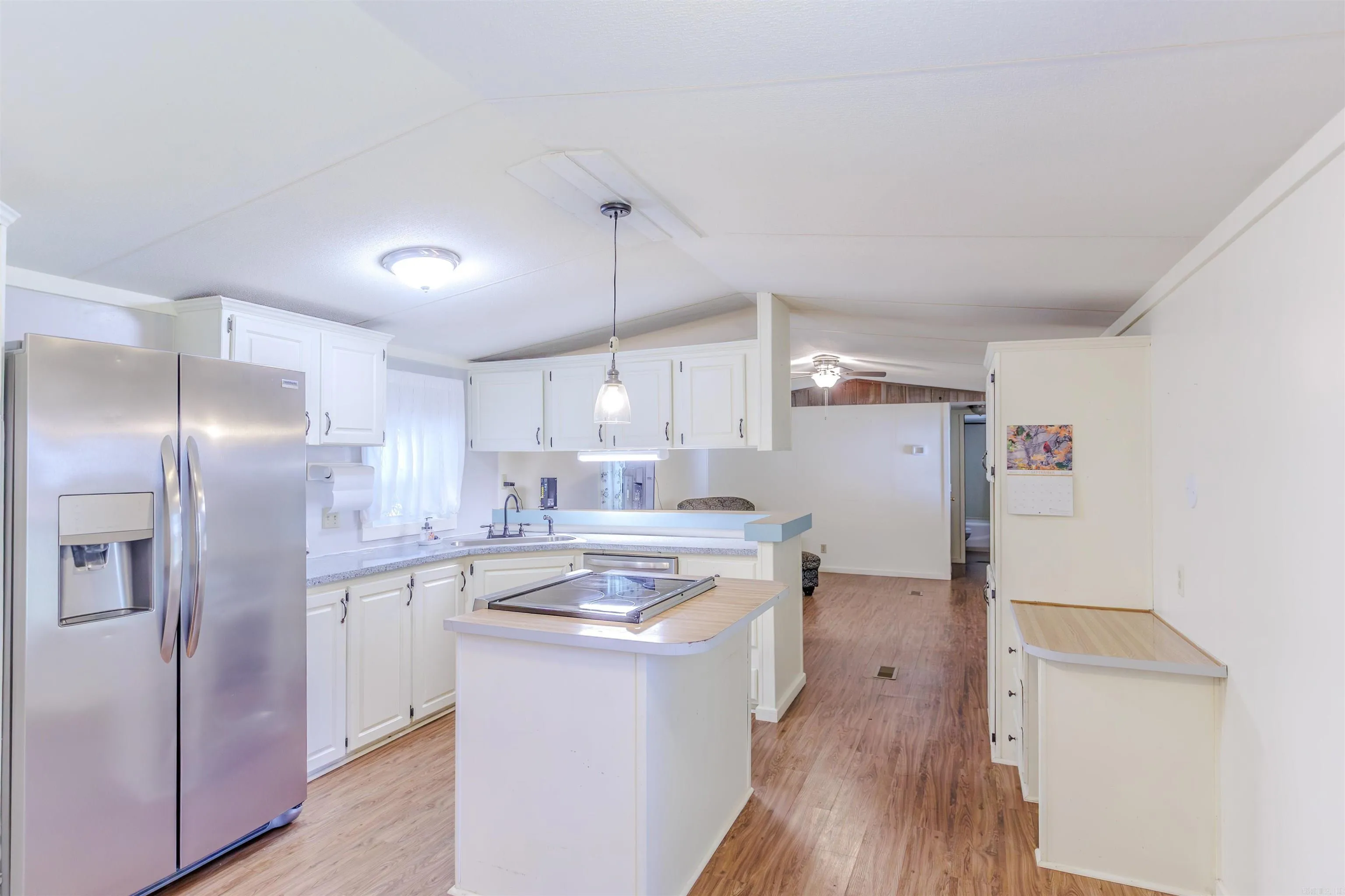 Property at 48  Bass - Image 3