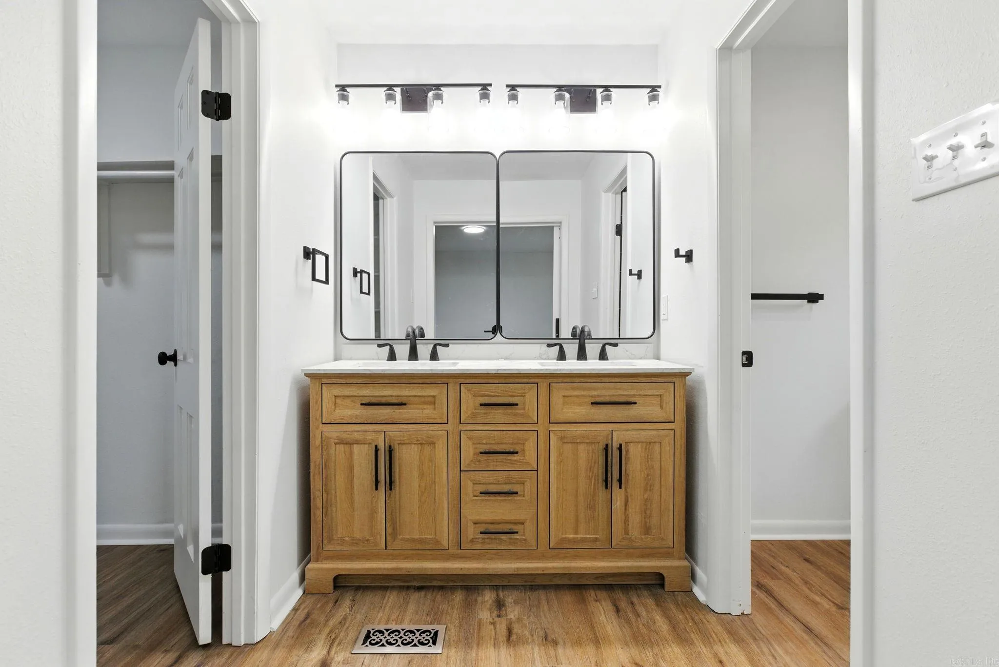 Property at 7100  Sequoyah - Image 28