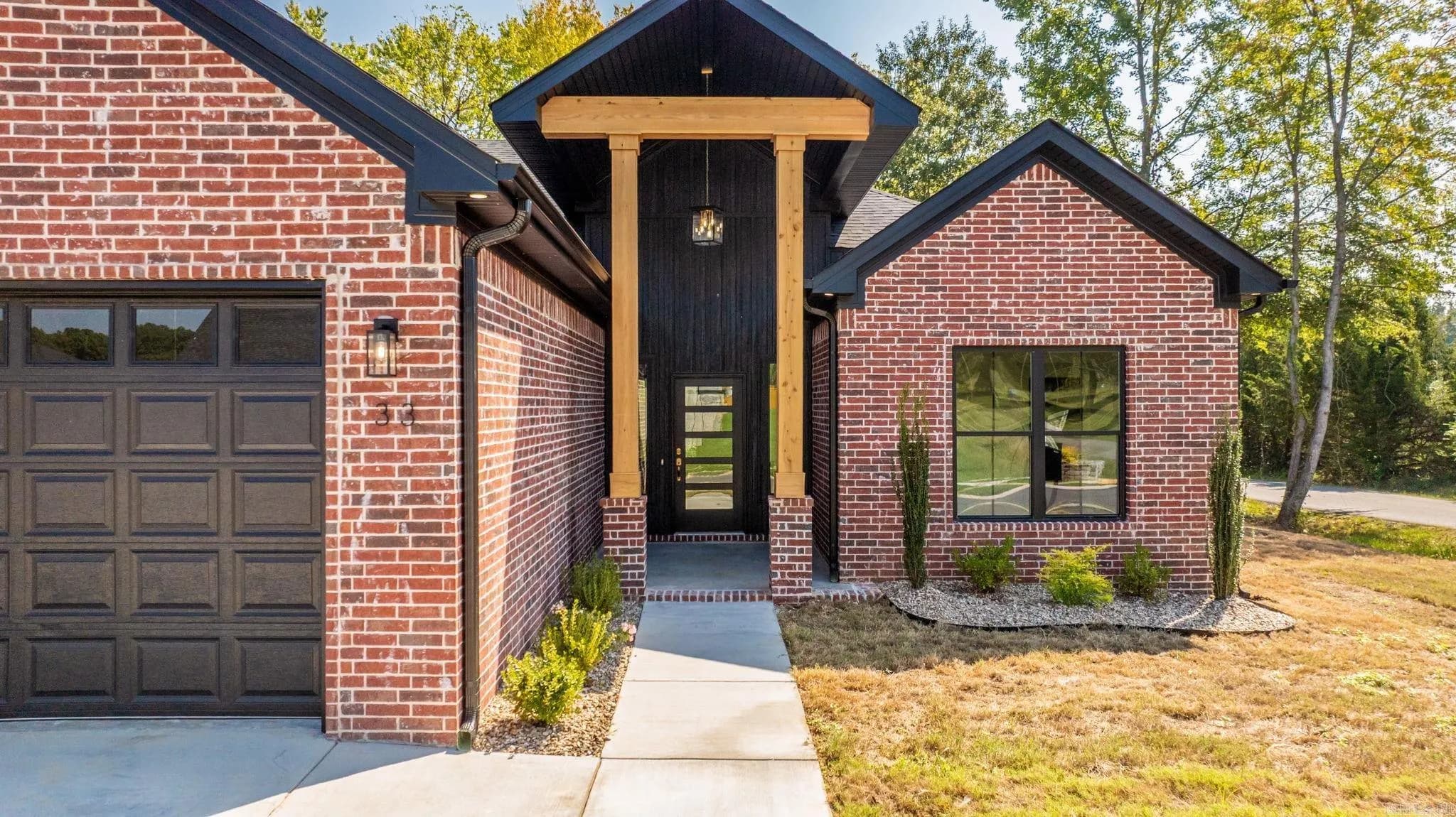 Property at 33  Ravell - Image 2