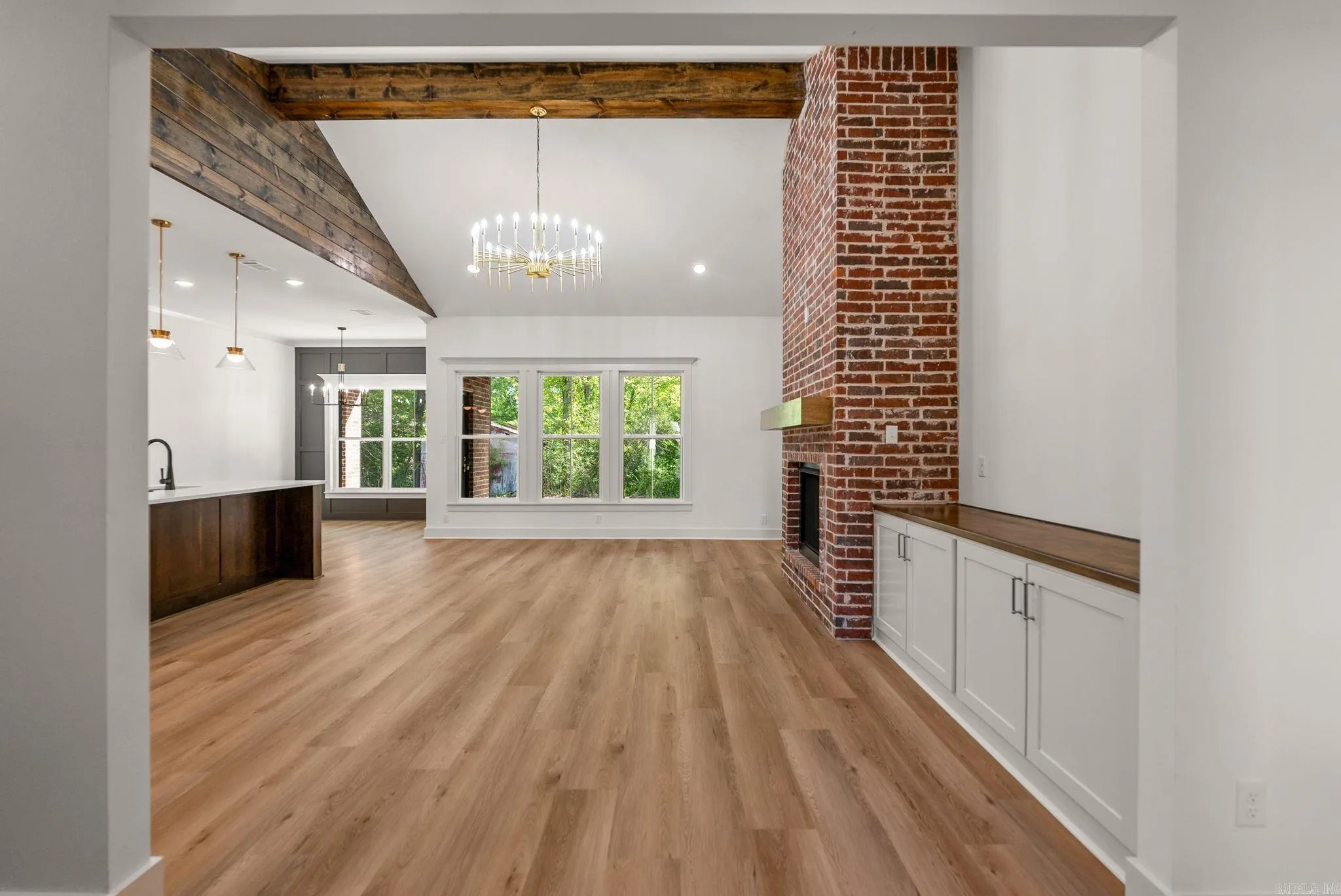 Property at 33  Ravell - Image 22