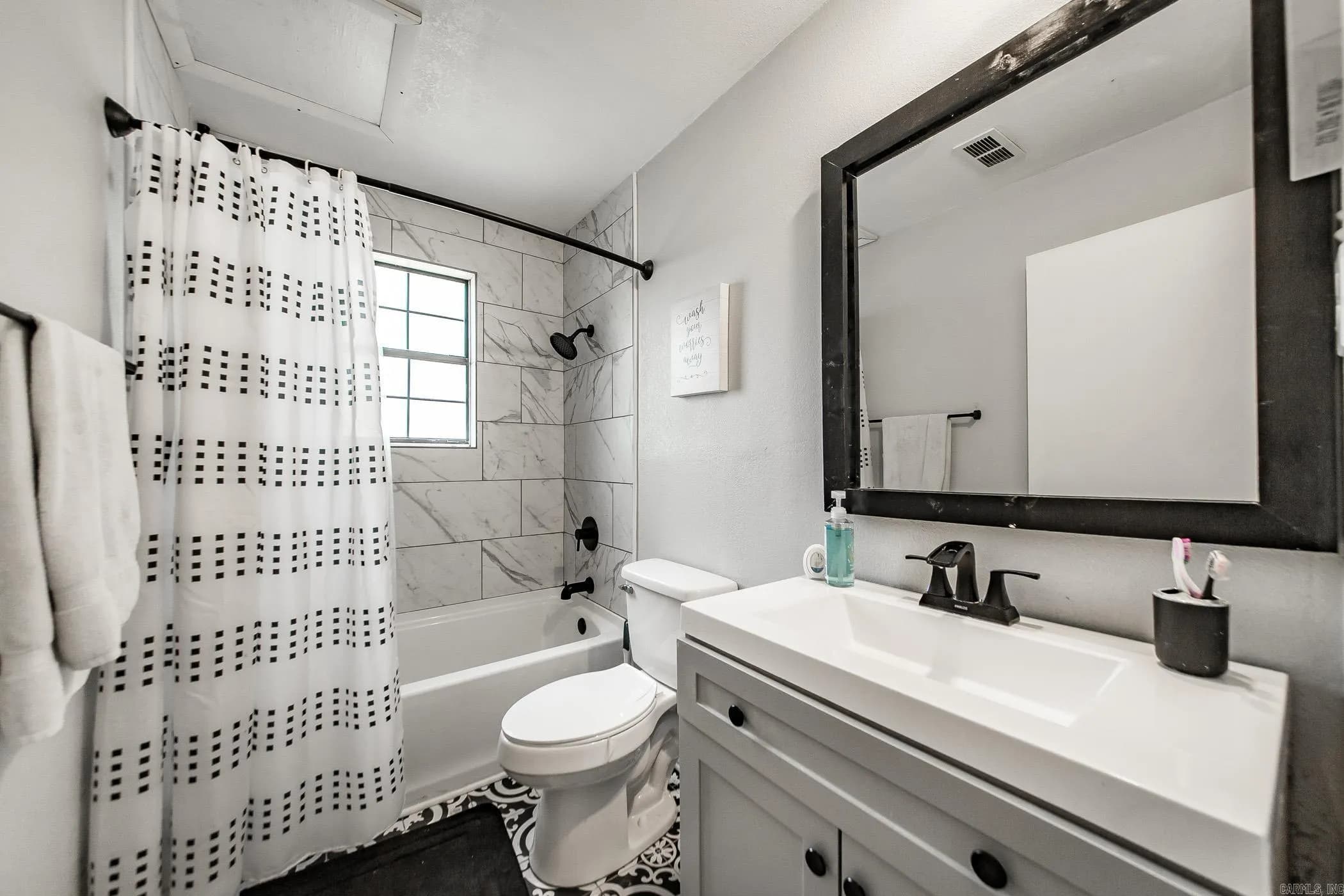 Property at 418  Pine meadows - Image 31