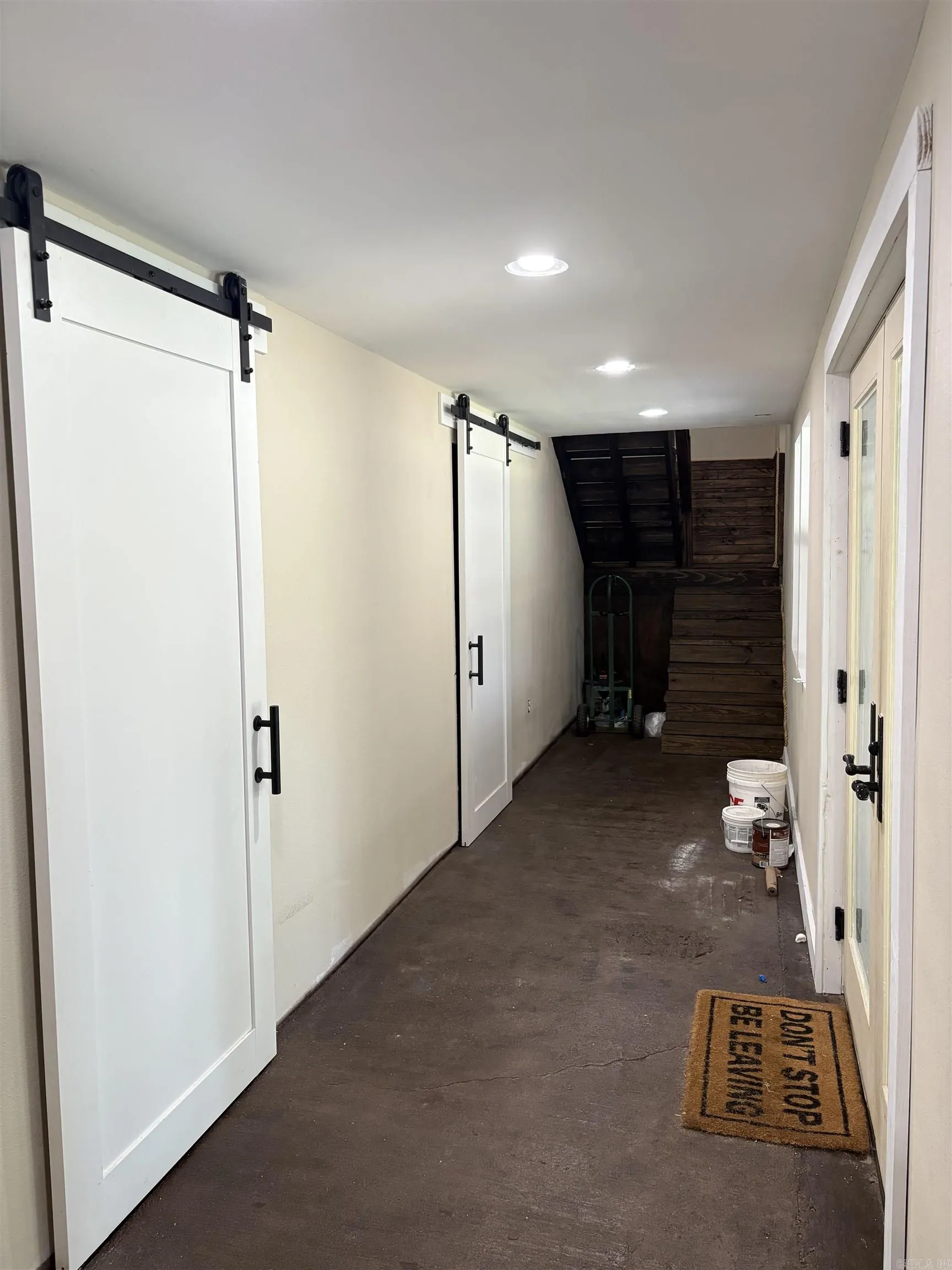 Property at 77 E Starfield - Image 26