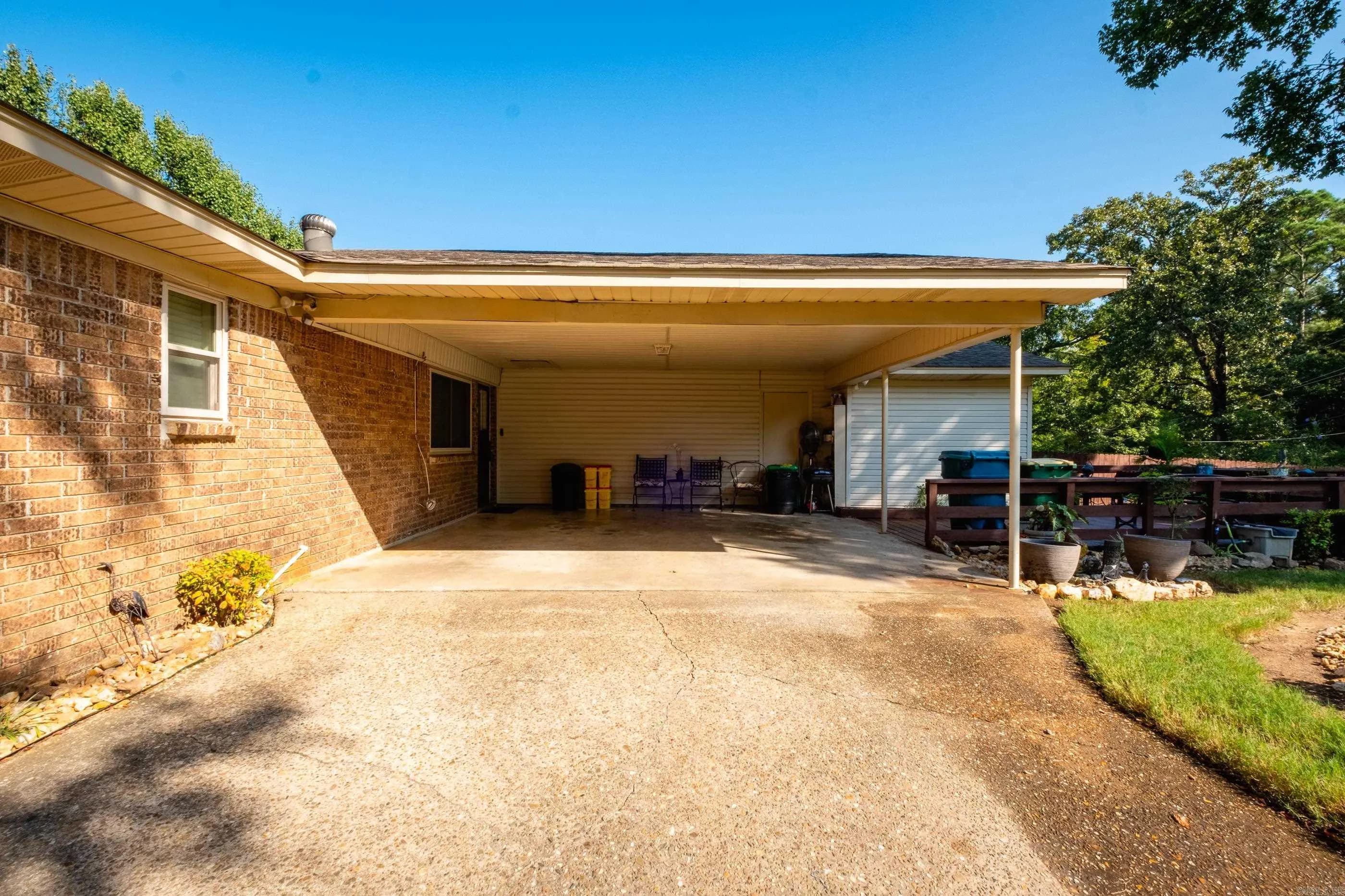 Property at 5813  Forest view - Image 9