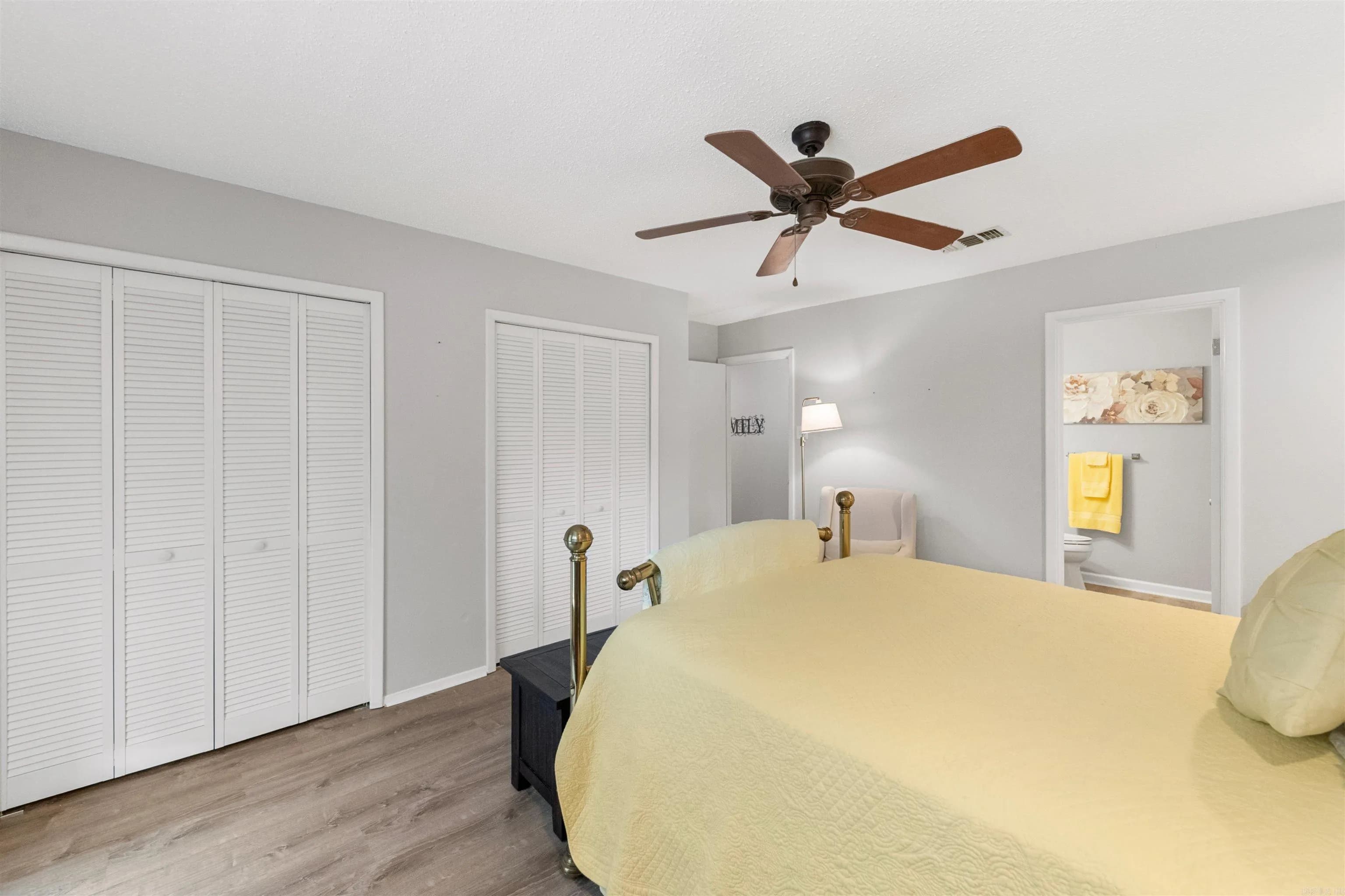 Property at 7303  Dakota - Image 25