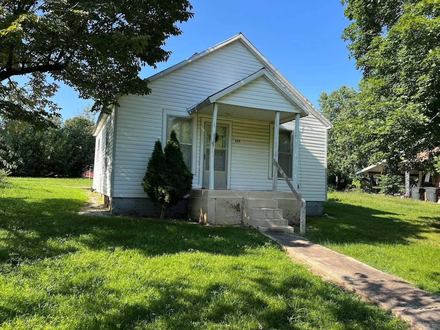 Property at 675  Walker - Image 6