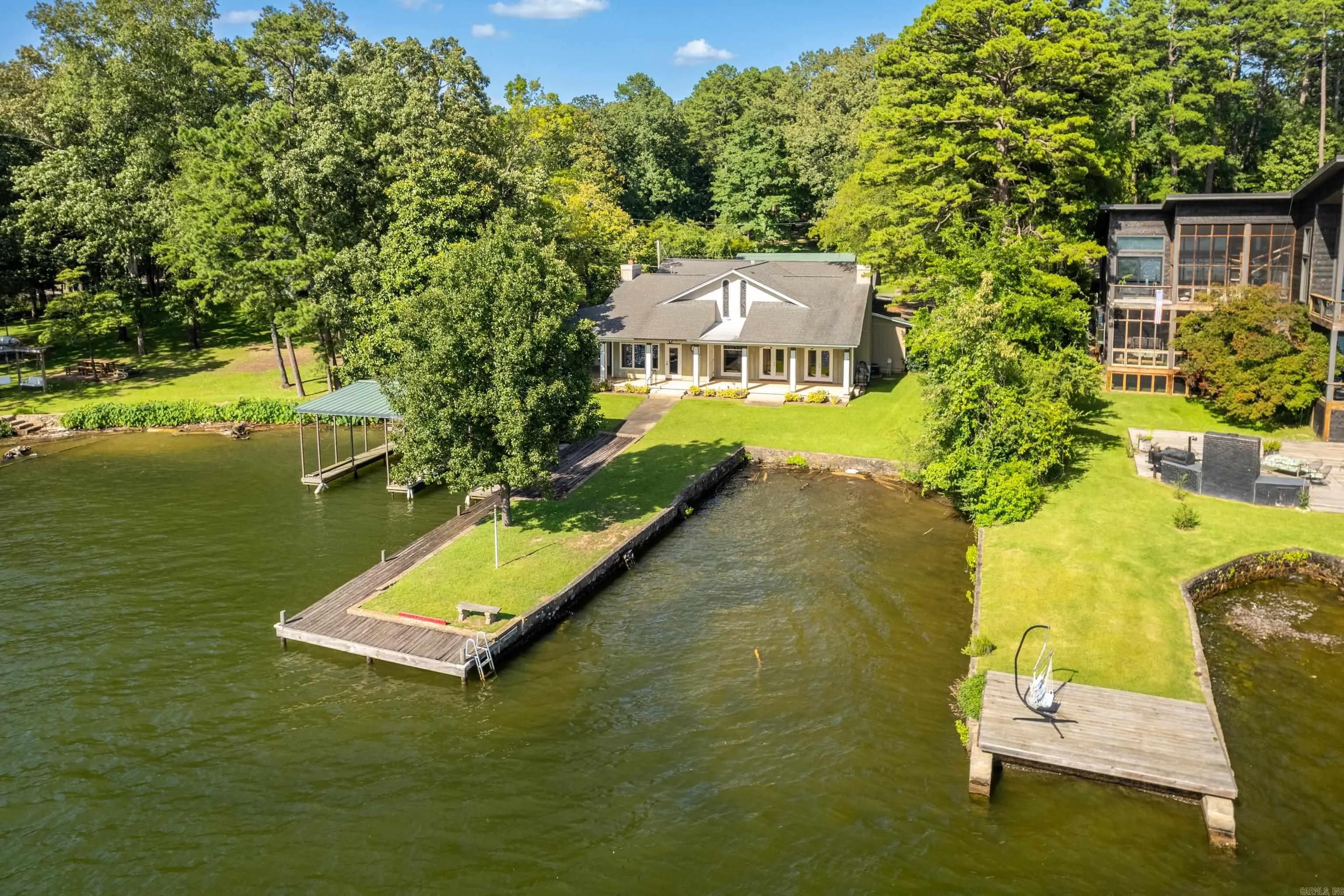 Property at 1241  Lakeshore - Image 5