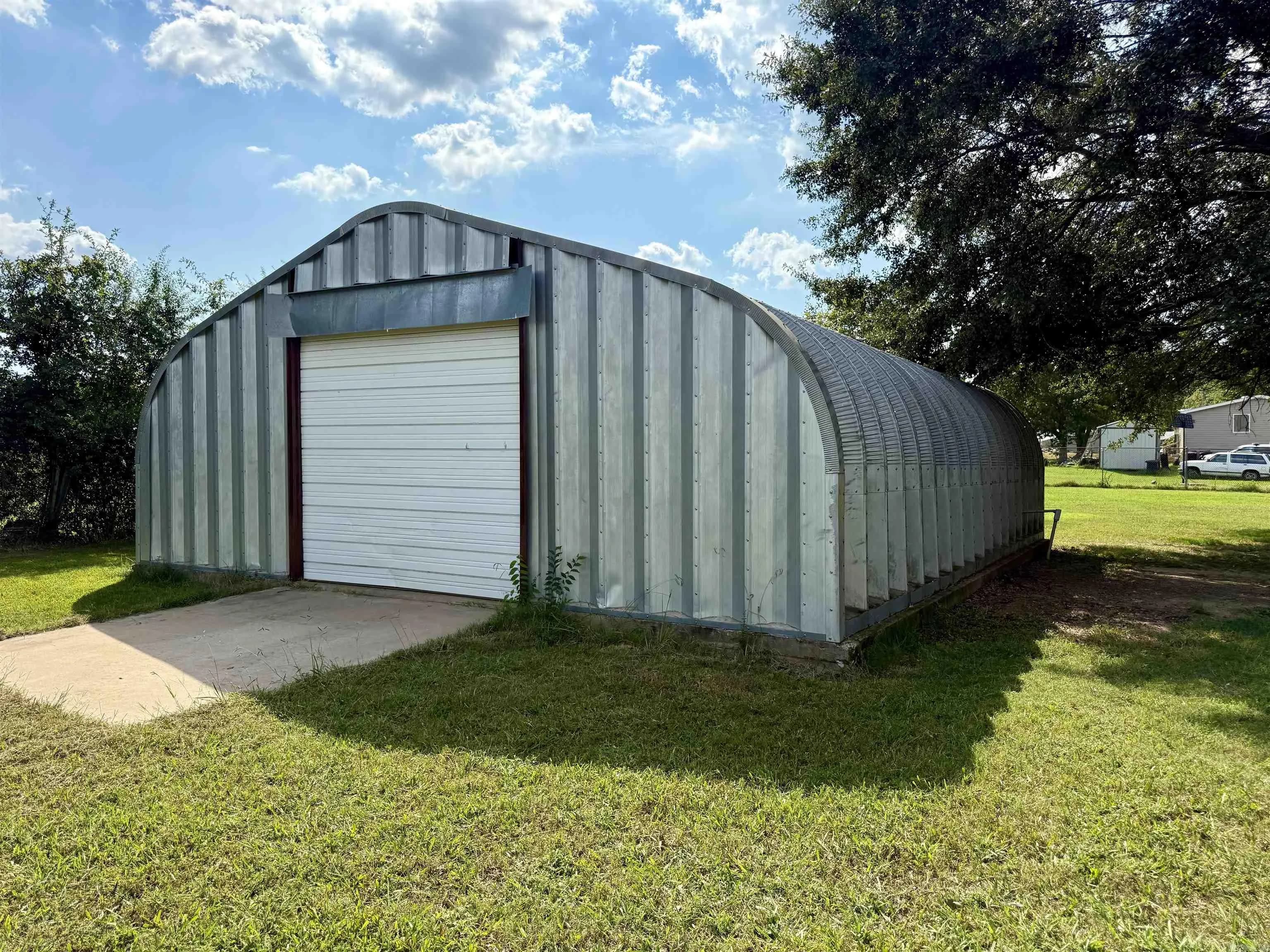Property at 50  Brown - Image 36