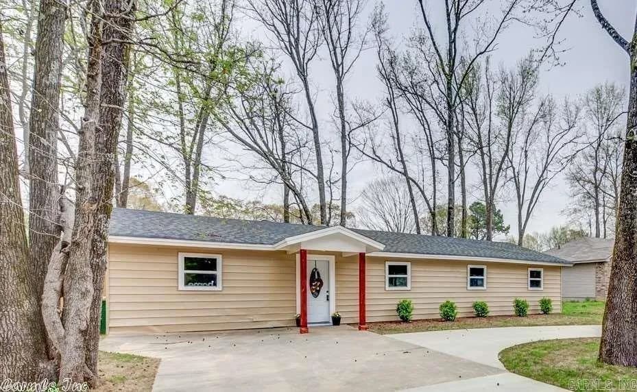 Property at 209  Cherrywood - Image 1