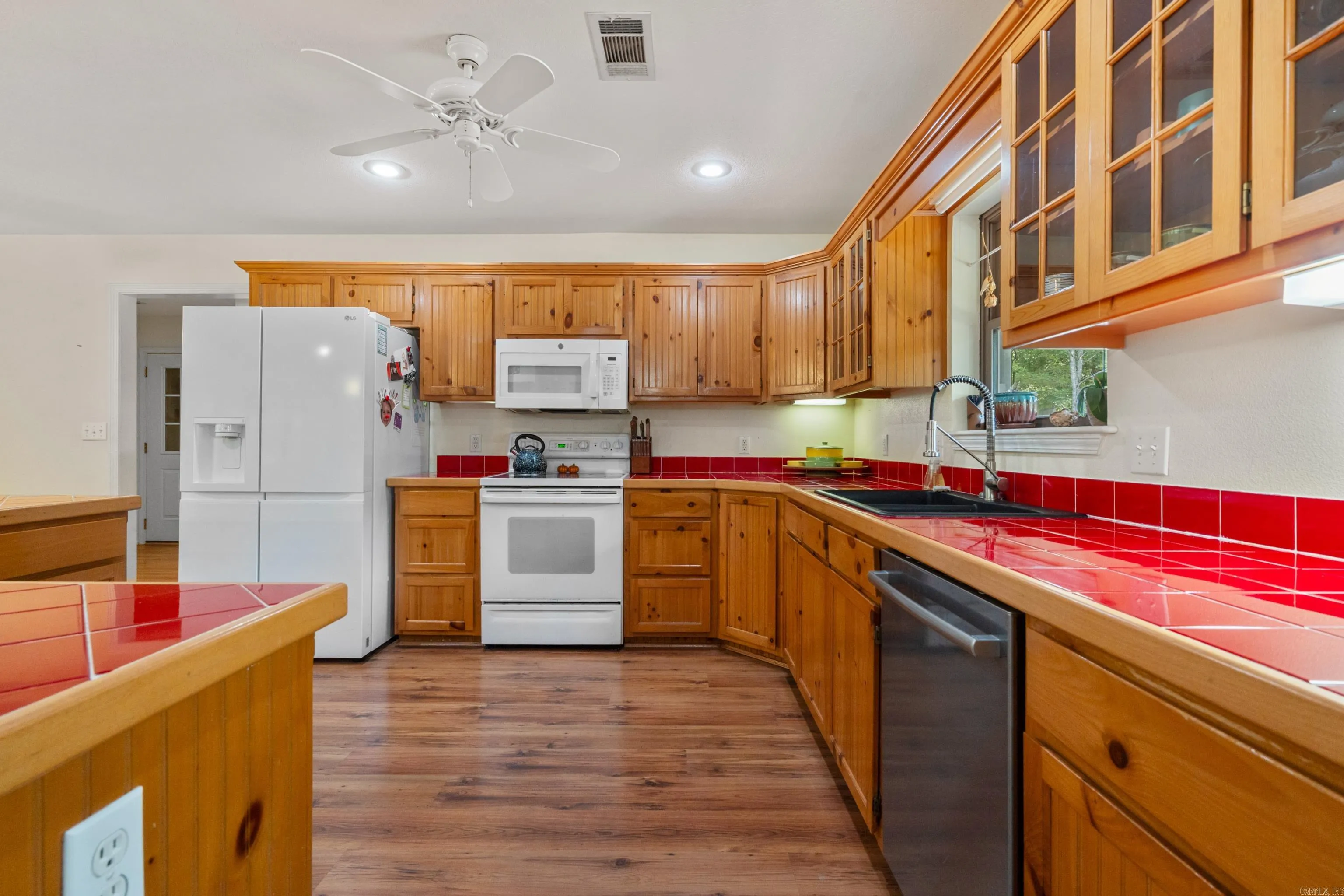 Property at 235  Wildflower ct - Image 15