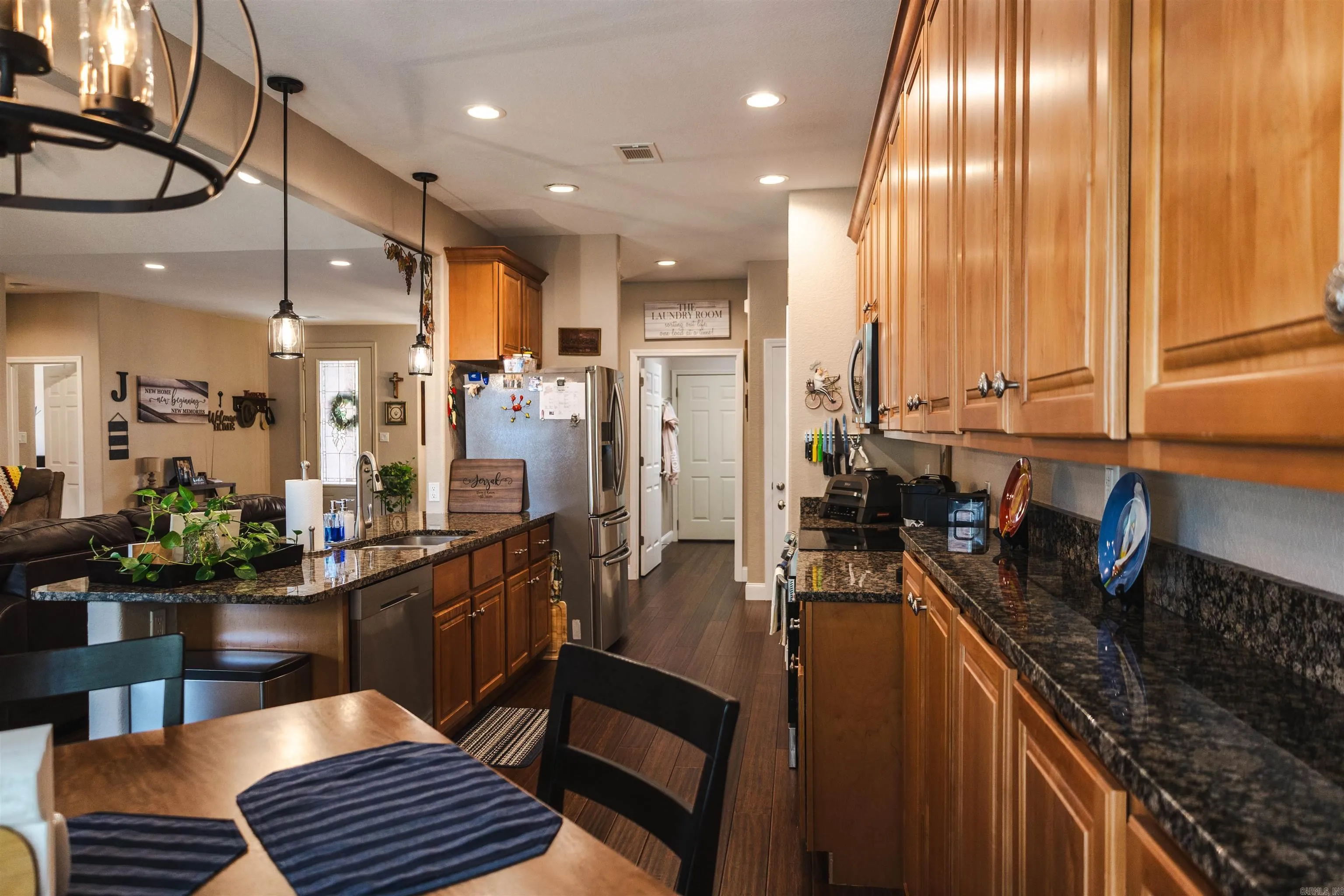 Property at 510  Willowbend - Image 9