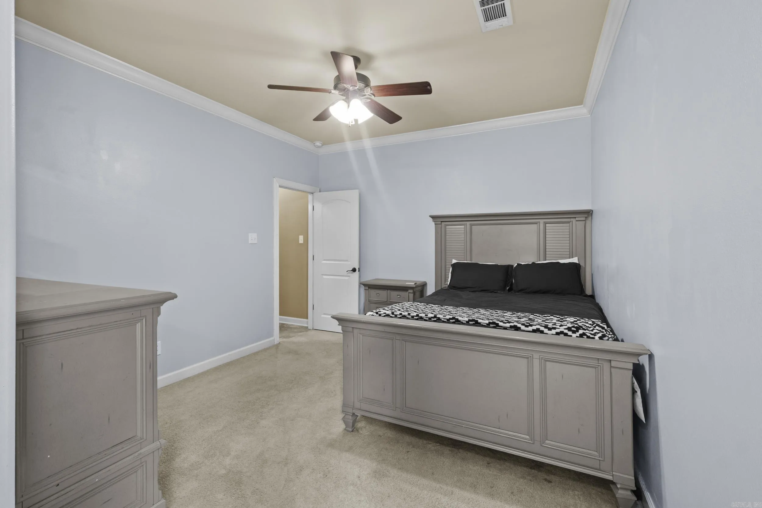 Property at 2  Cypress valley cv - Image 29