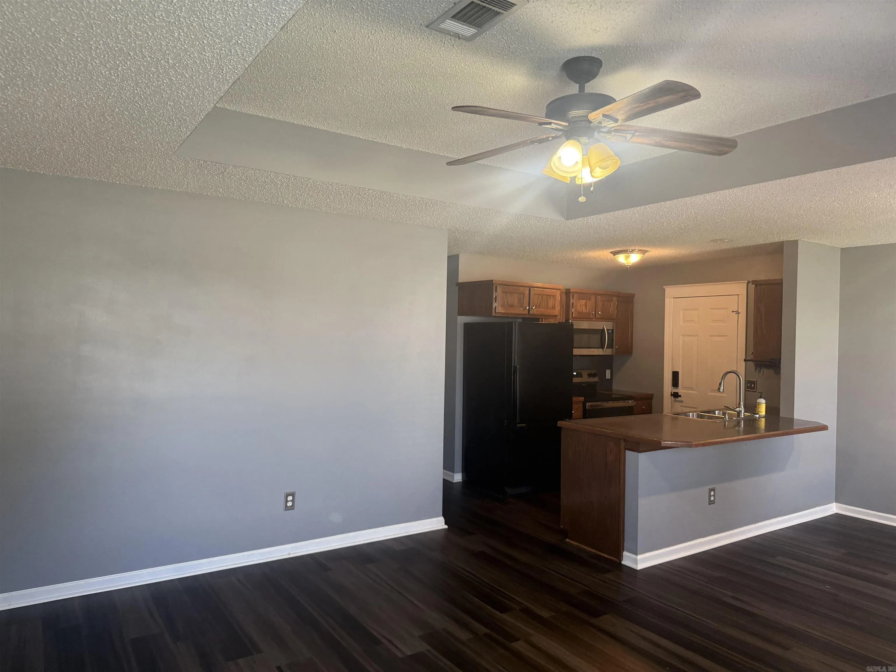 Property at 111  Butterfield crossing - Image 2