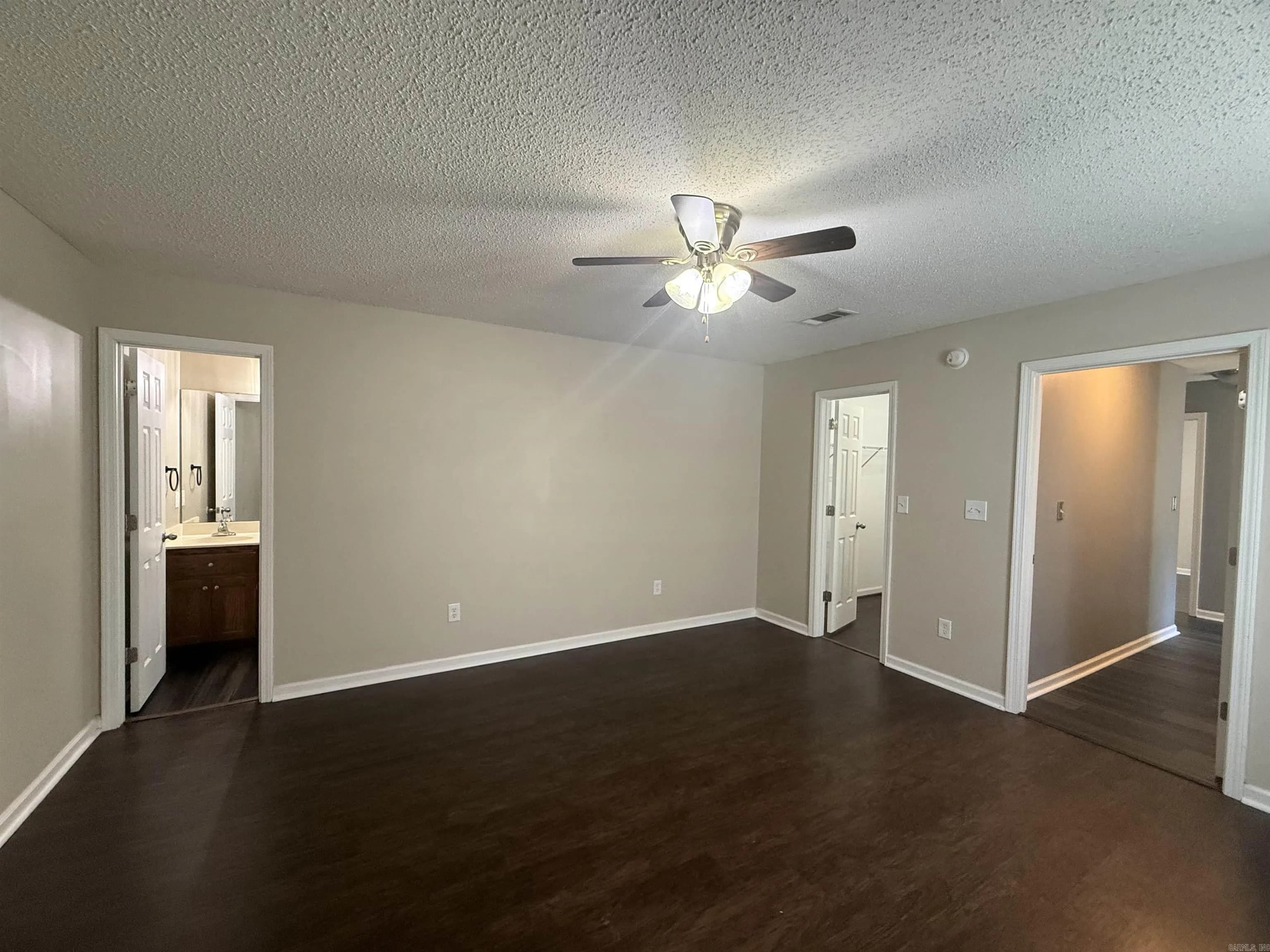 Property at 111  Butterfield crossing - Image 7