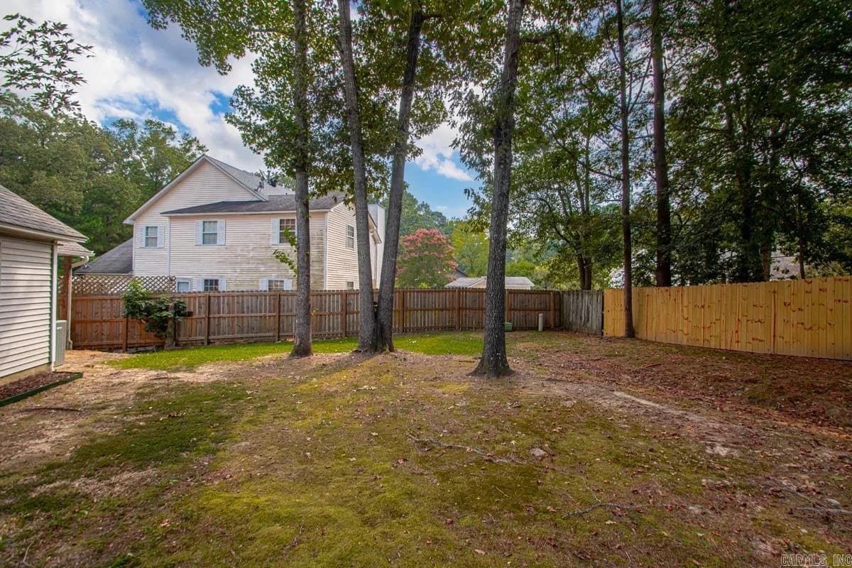 Property at 702  Holly lynn - Image 27