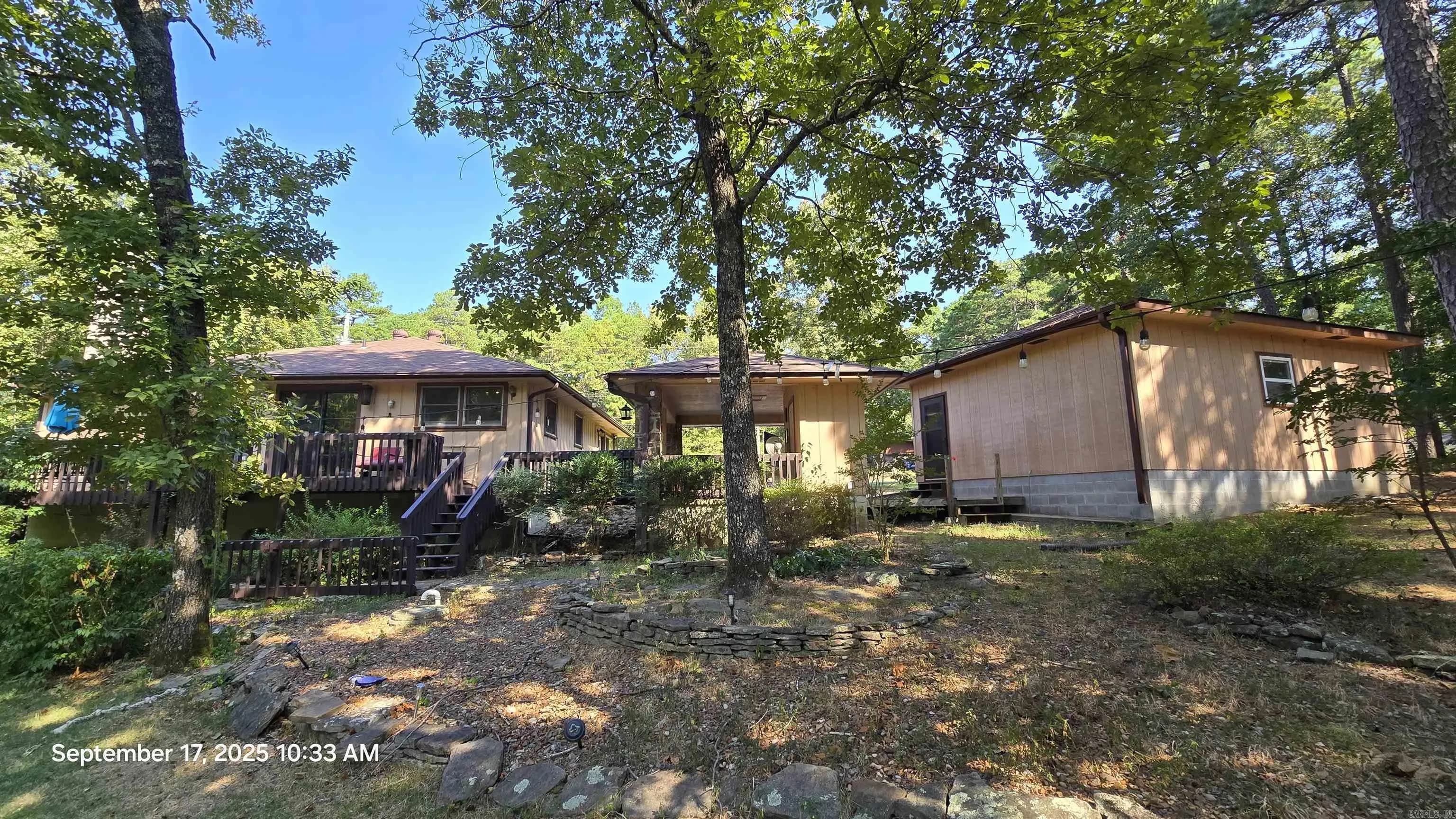 Property at 106  Whistling pines - Image 37