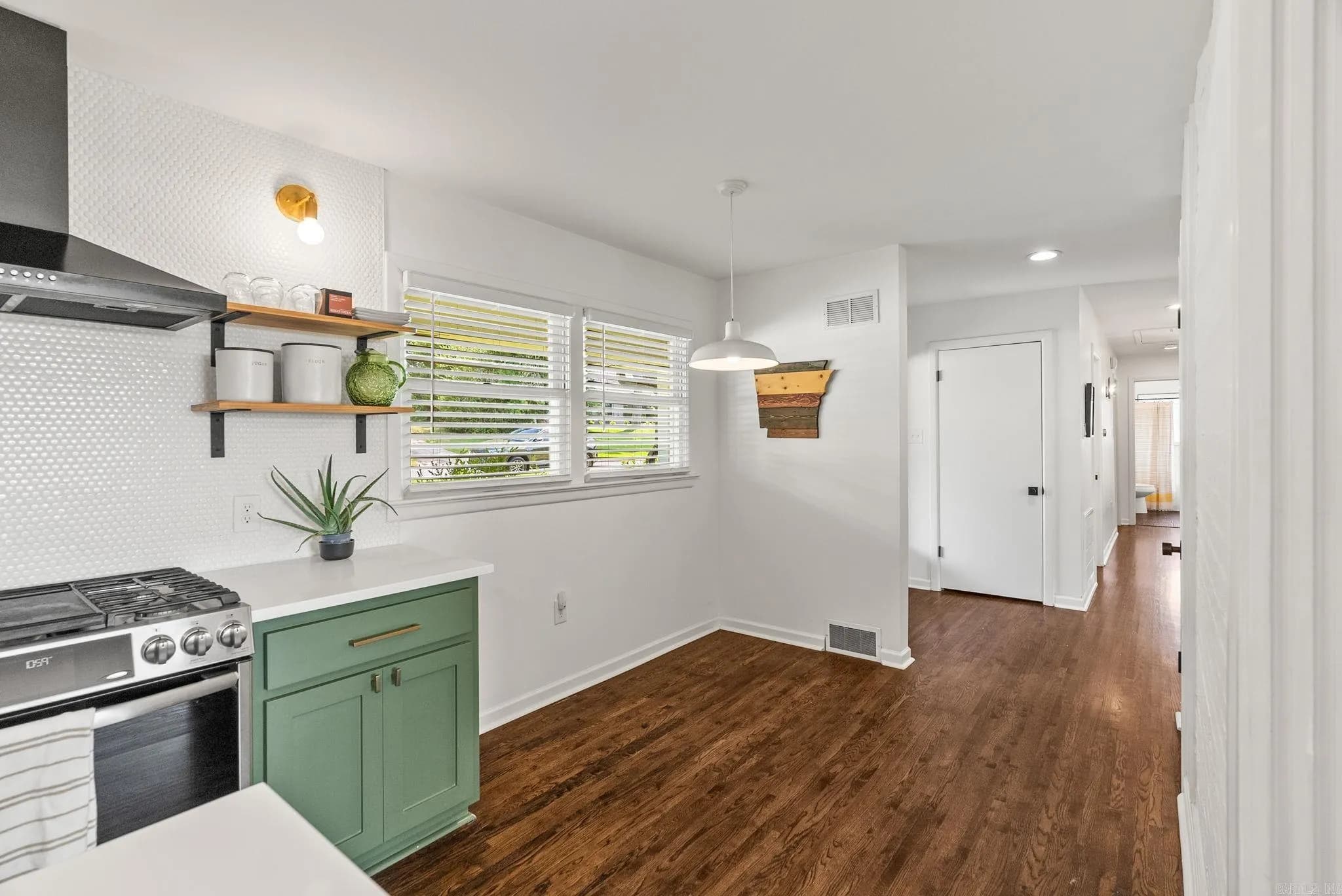 Property at 7009  Kingwood - Image 17