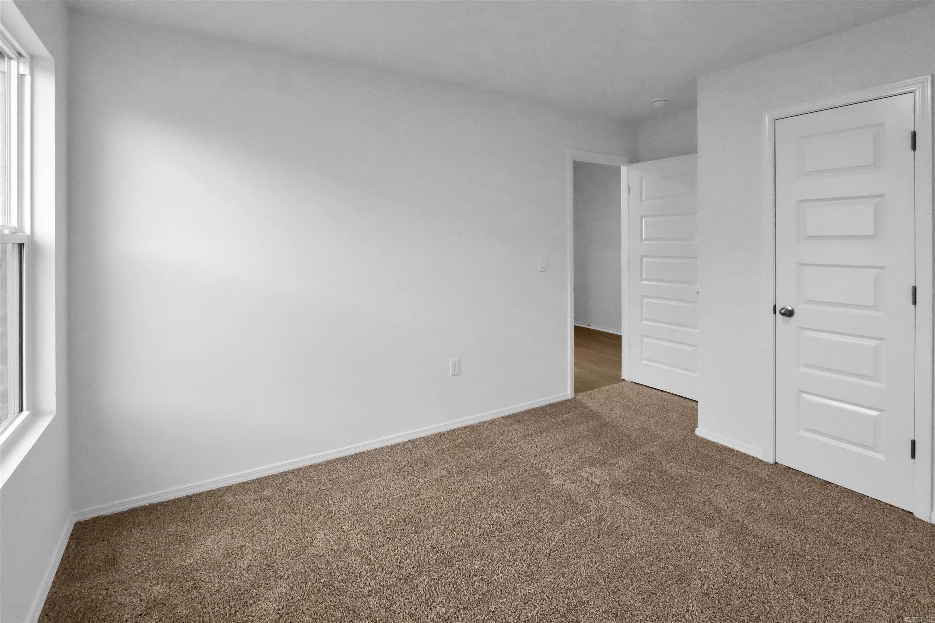 Property at 105 E Sunbelt - Image 13