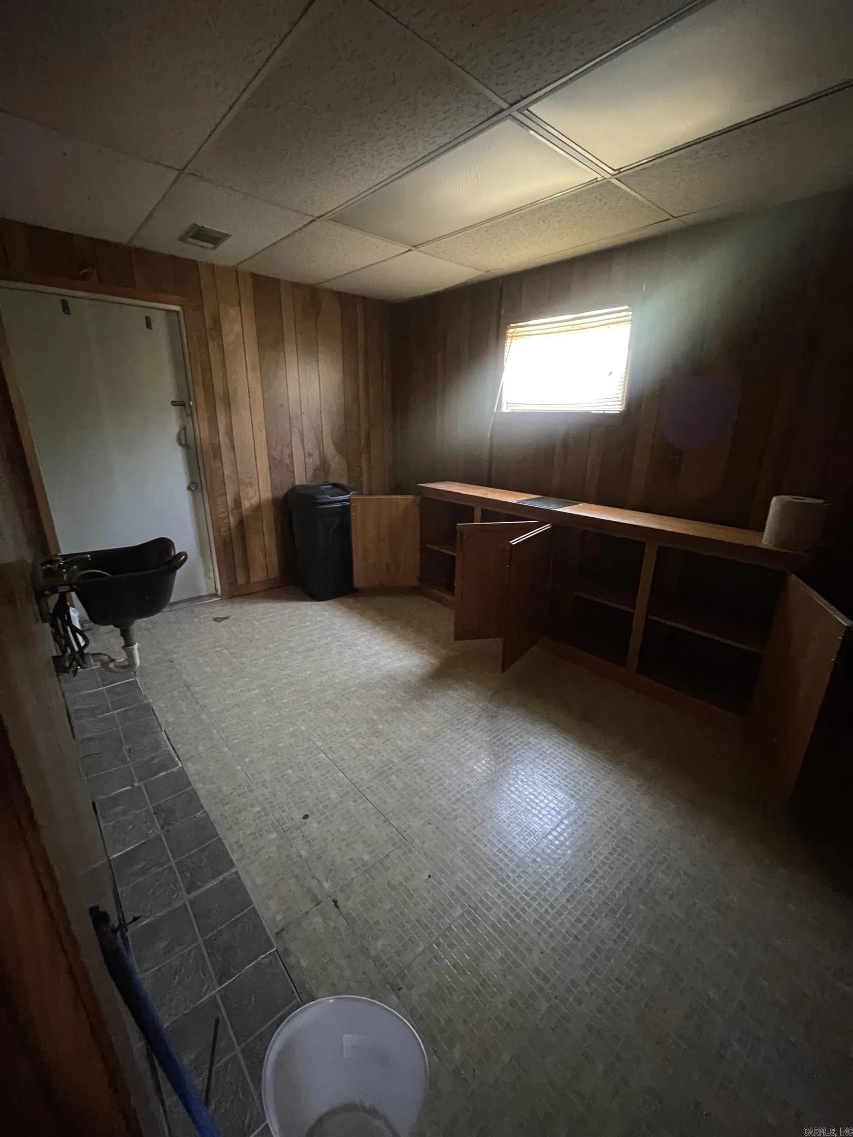 Property at 2902  Catalpa - Image 18