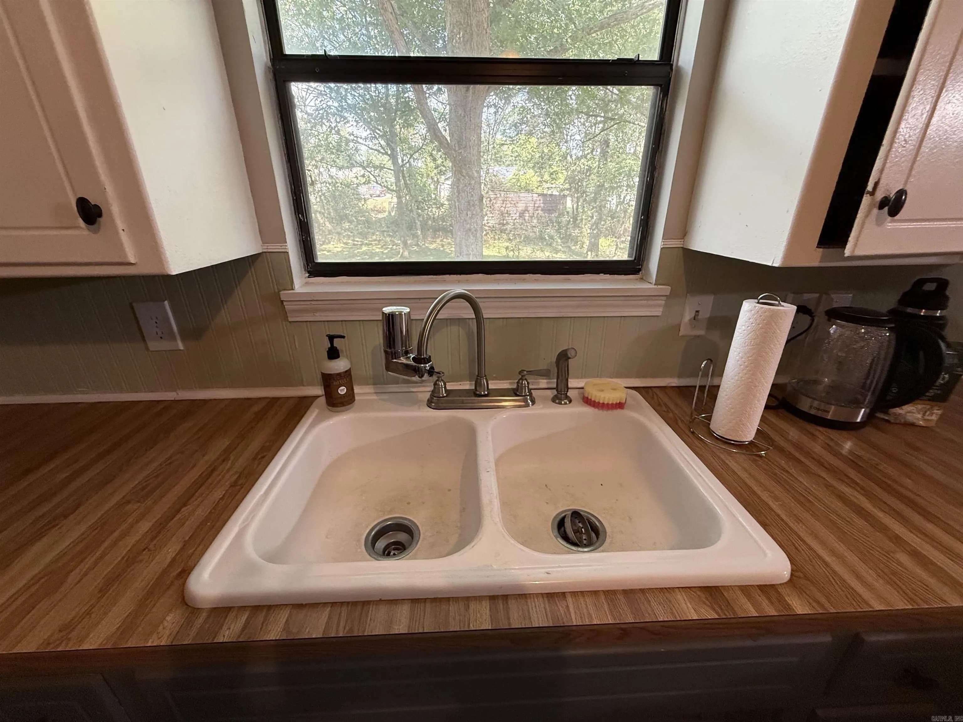 Property at 225  Bristol - Image 7