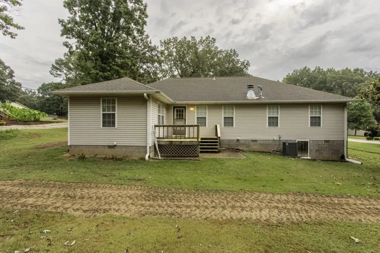 Property at 1909  Briarwood - Image 21