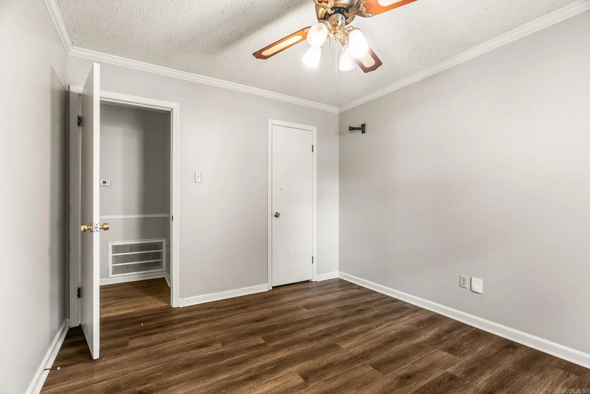 Property at 19  Oak forest dr - Image 27