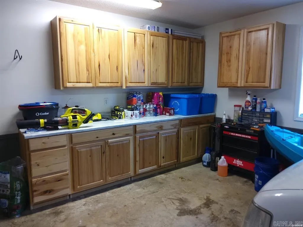 Property at 129  Jennison - Image 35