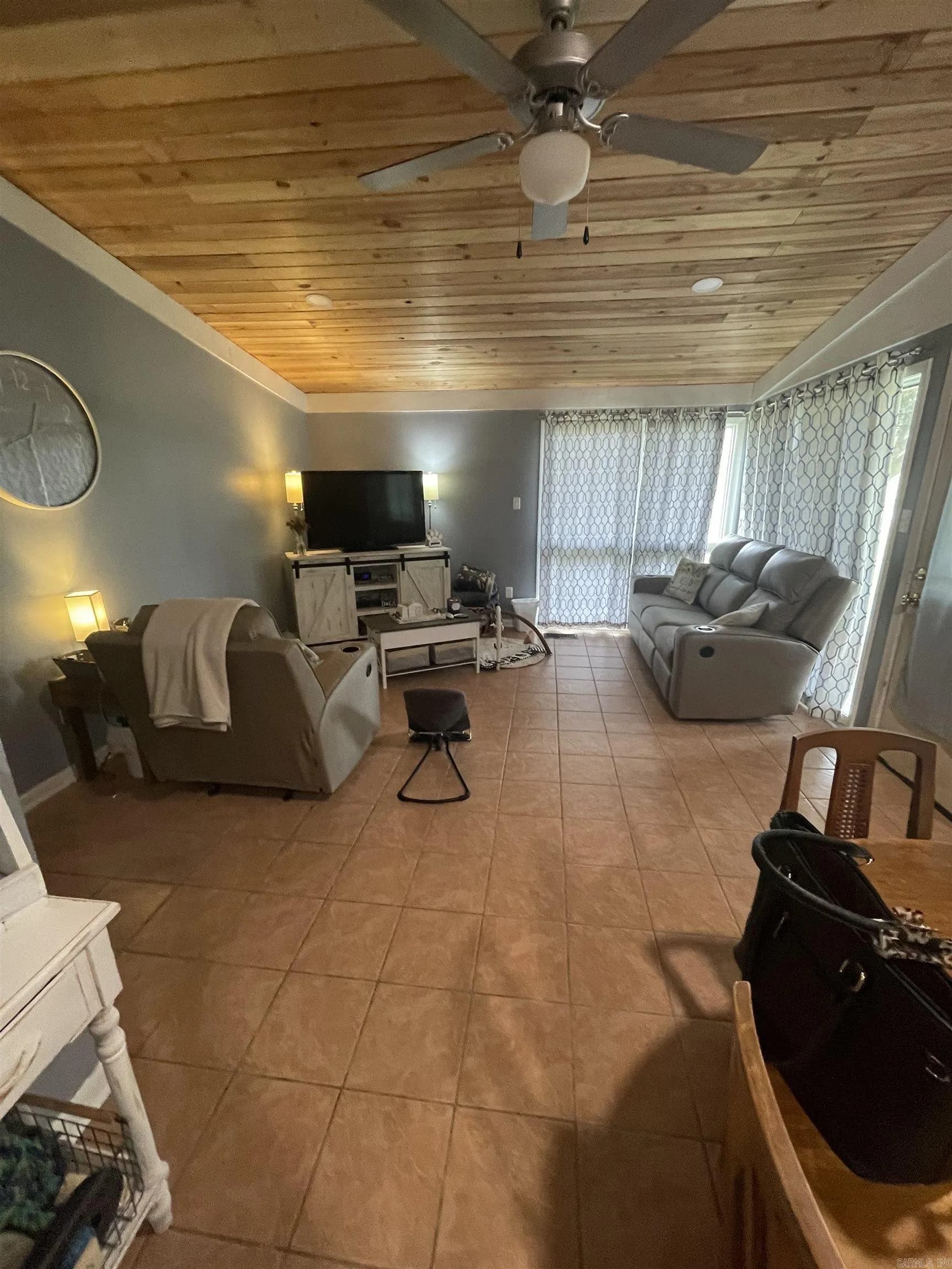 Property at 1011  Hilltop - Image 10
