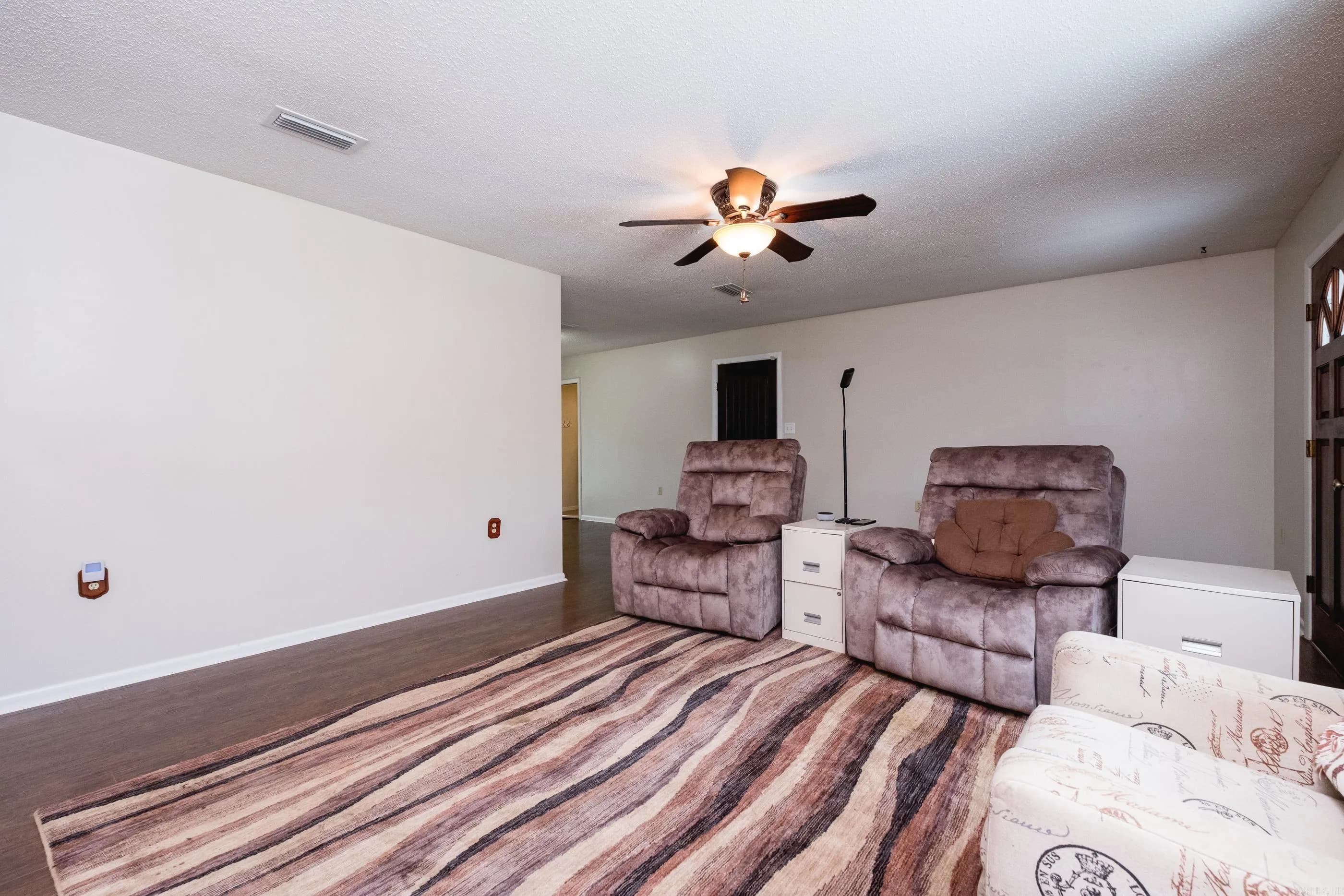 Property at 22125  Colonel glenn - Image 15