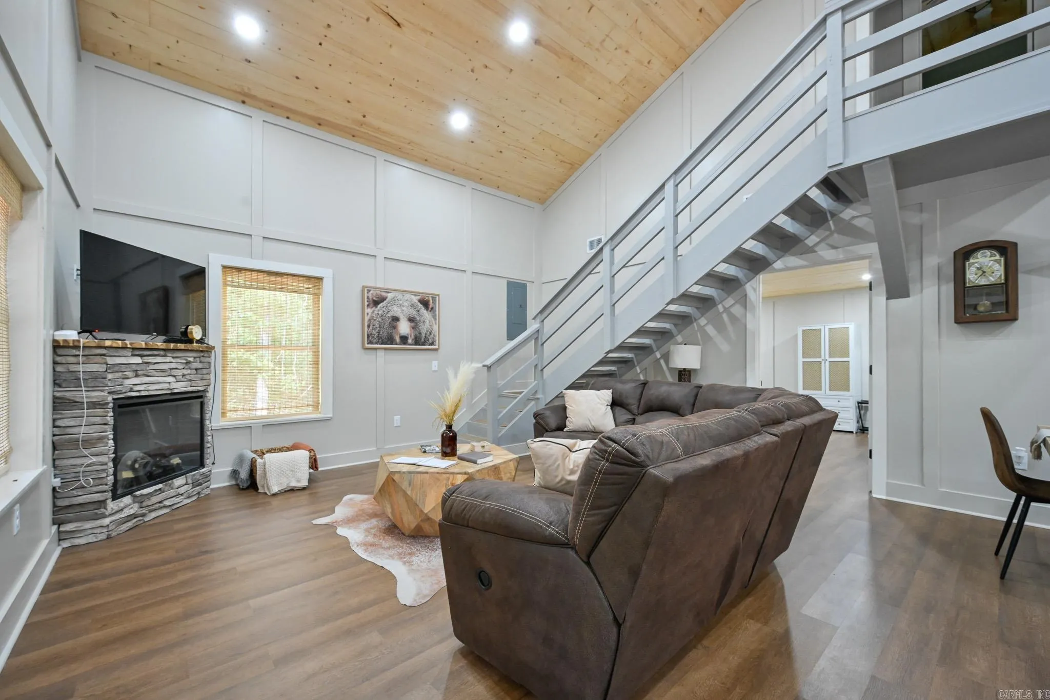 Property at 2467  Hwy 375 e - Image 5