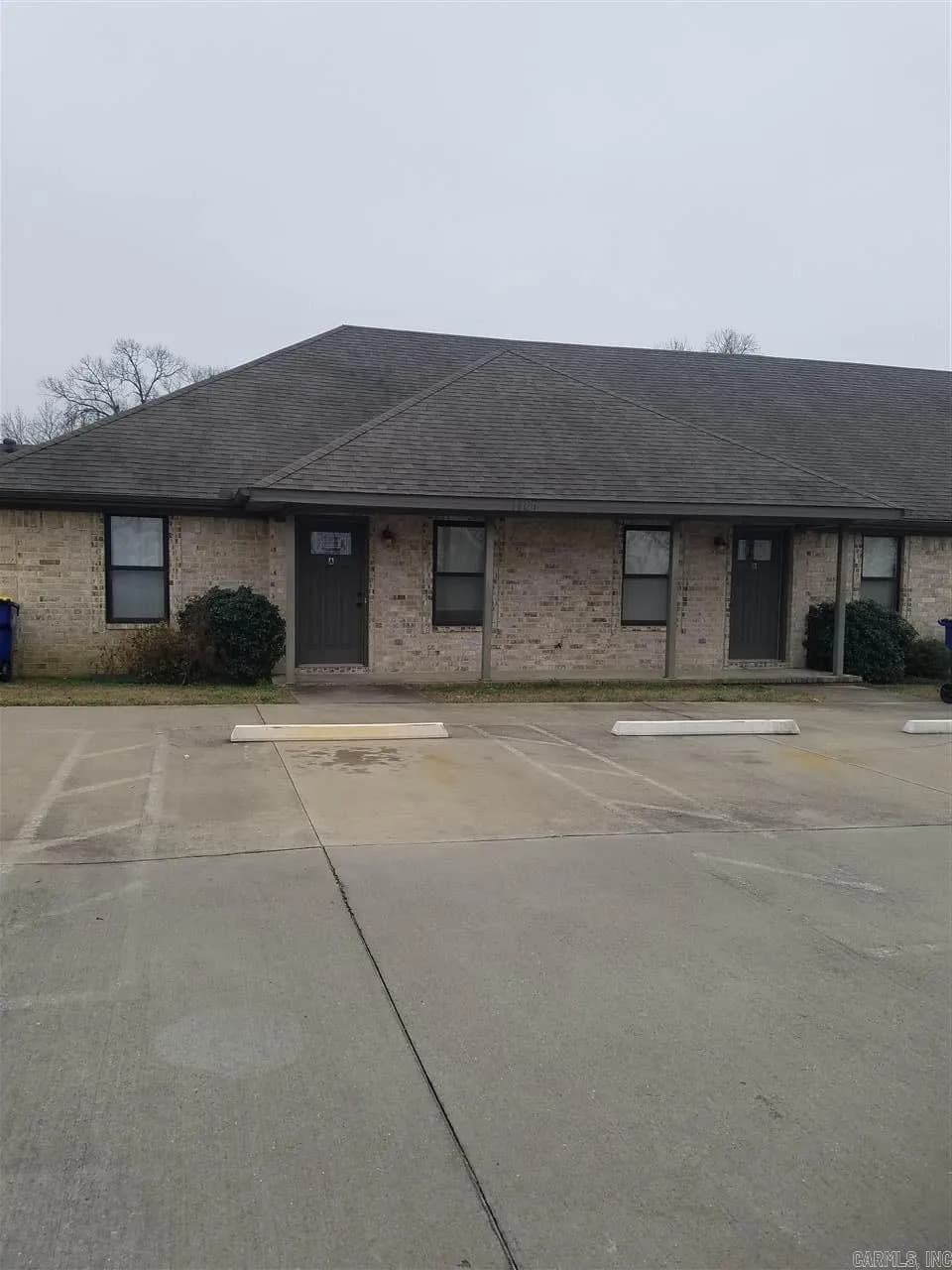Property at 1107 W Elm  B - Image 1