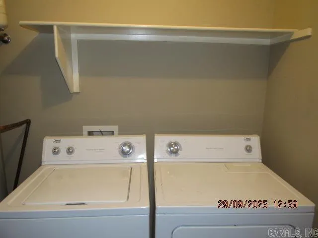 Property at 1410  Robins, #14 - Image 11