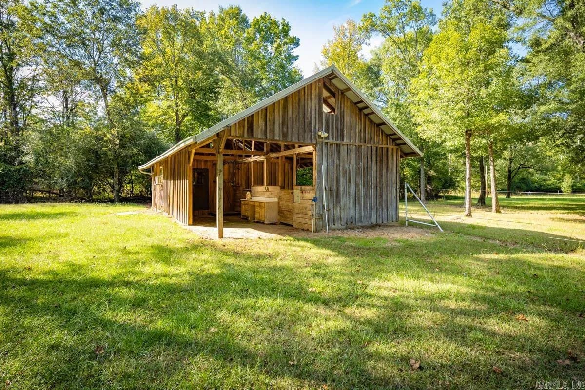 Property at 2  Witness tree - Image 8