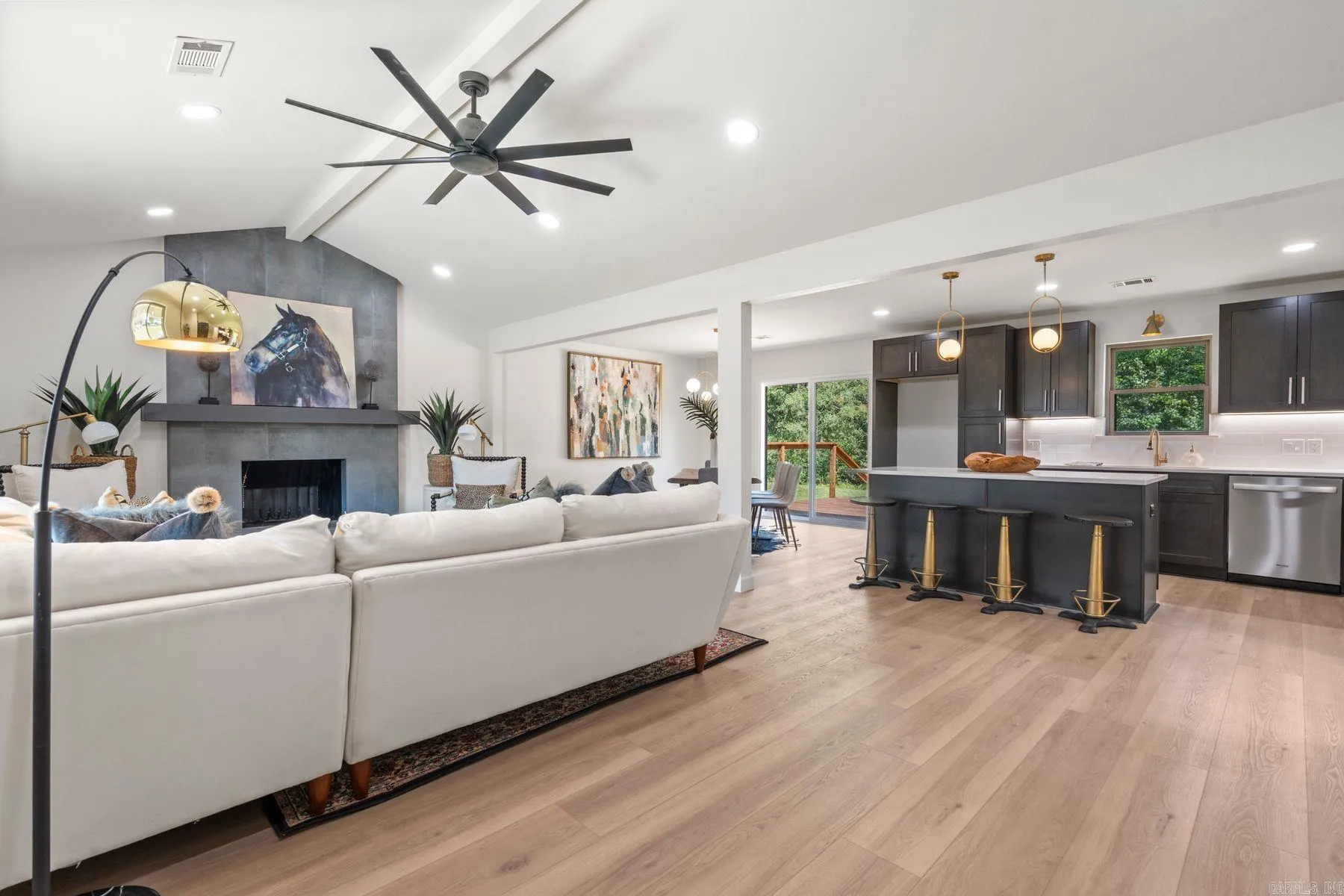 Property at 108  Teresa lane - Image 12